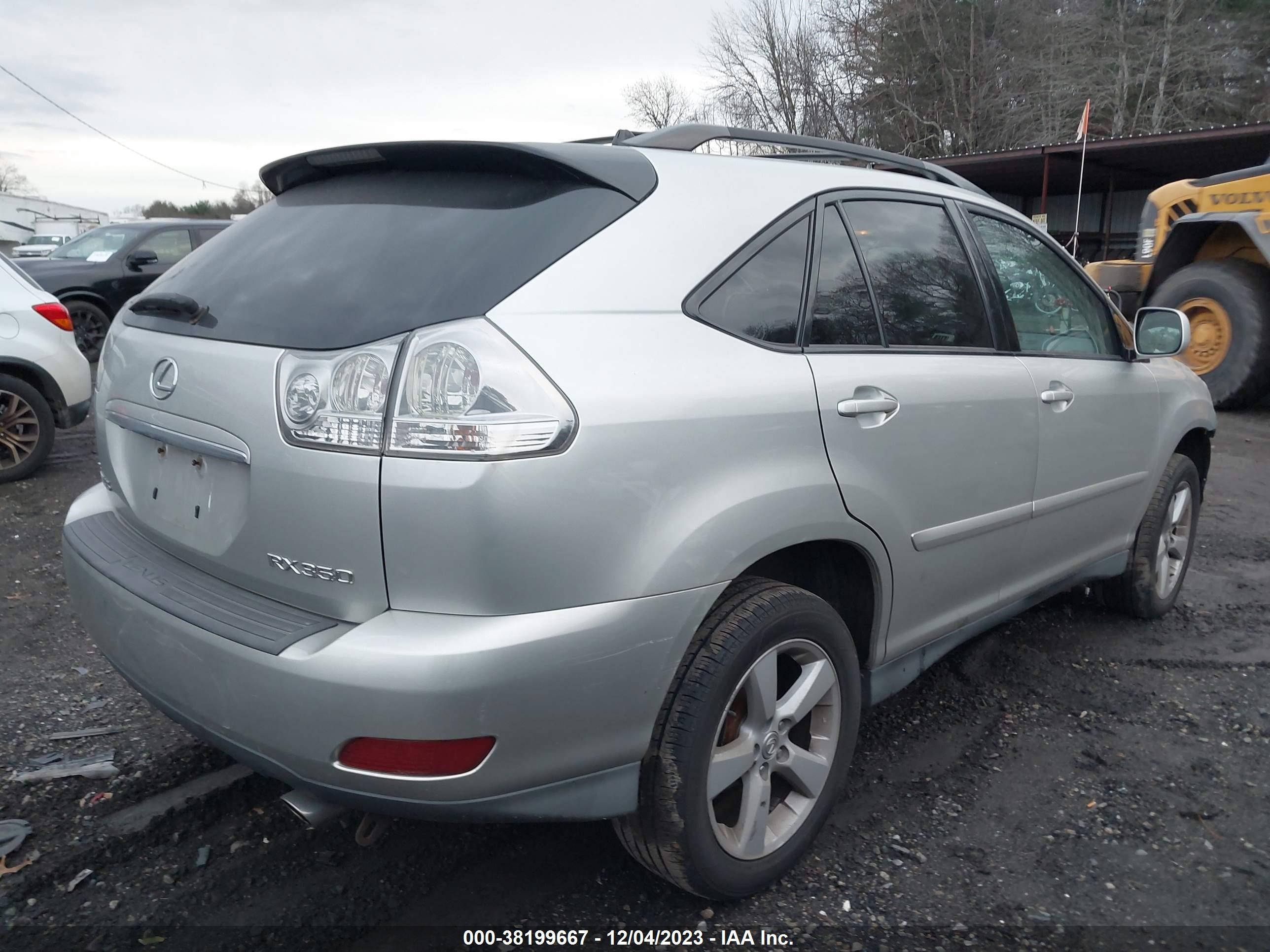 Photo 3 VIN: 2T2HK31U97C018072 - LEXUS RX 