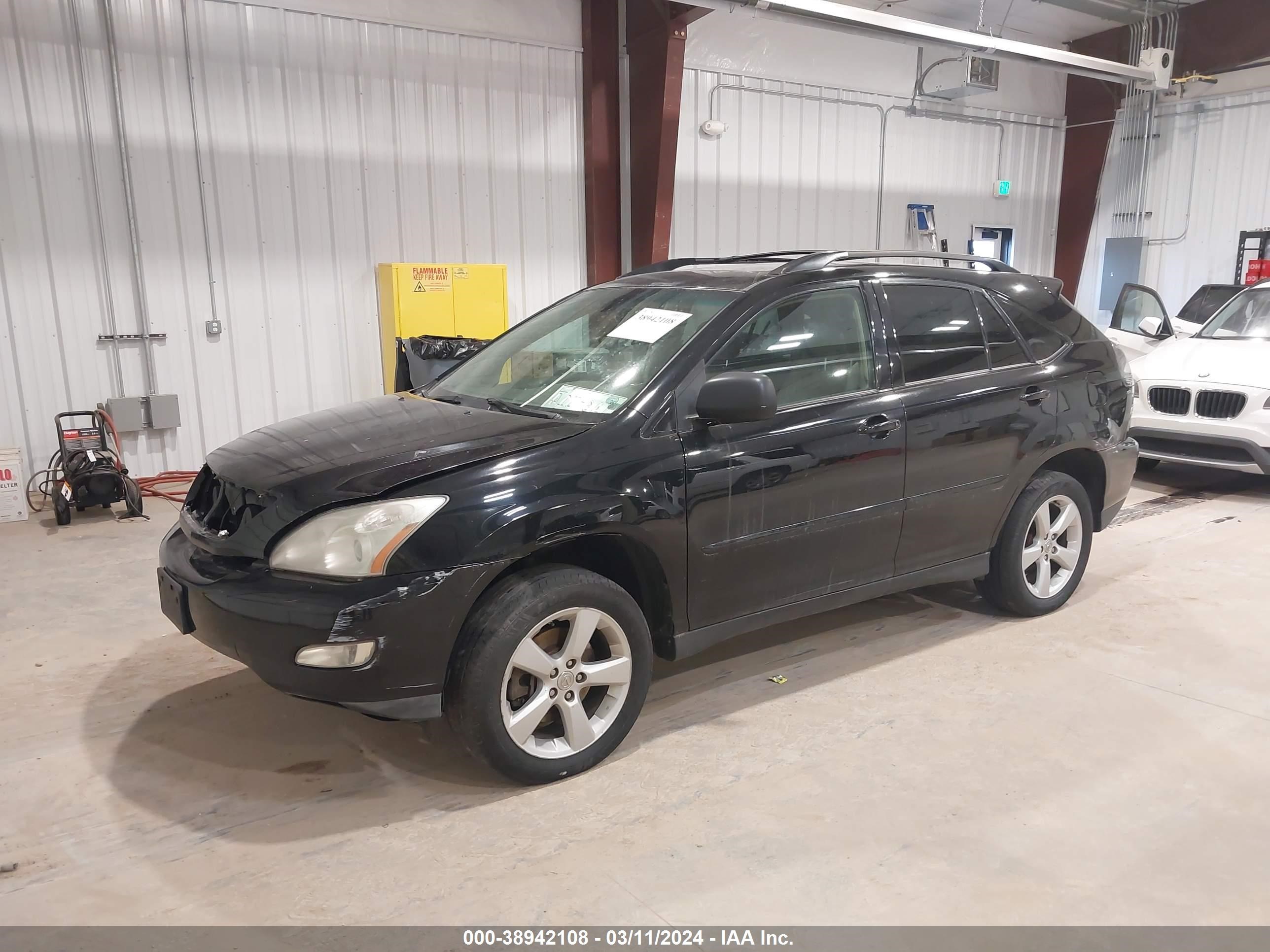 Photo 1 VIN: 2T2HK31U97C020047 - LEXUS RX 