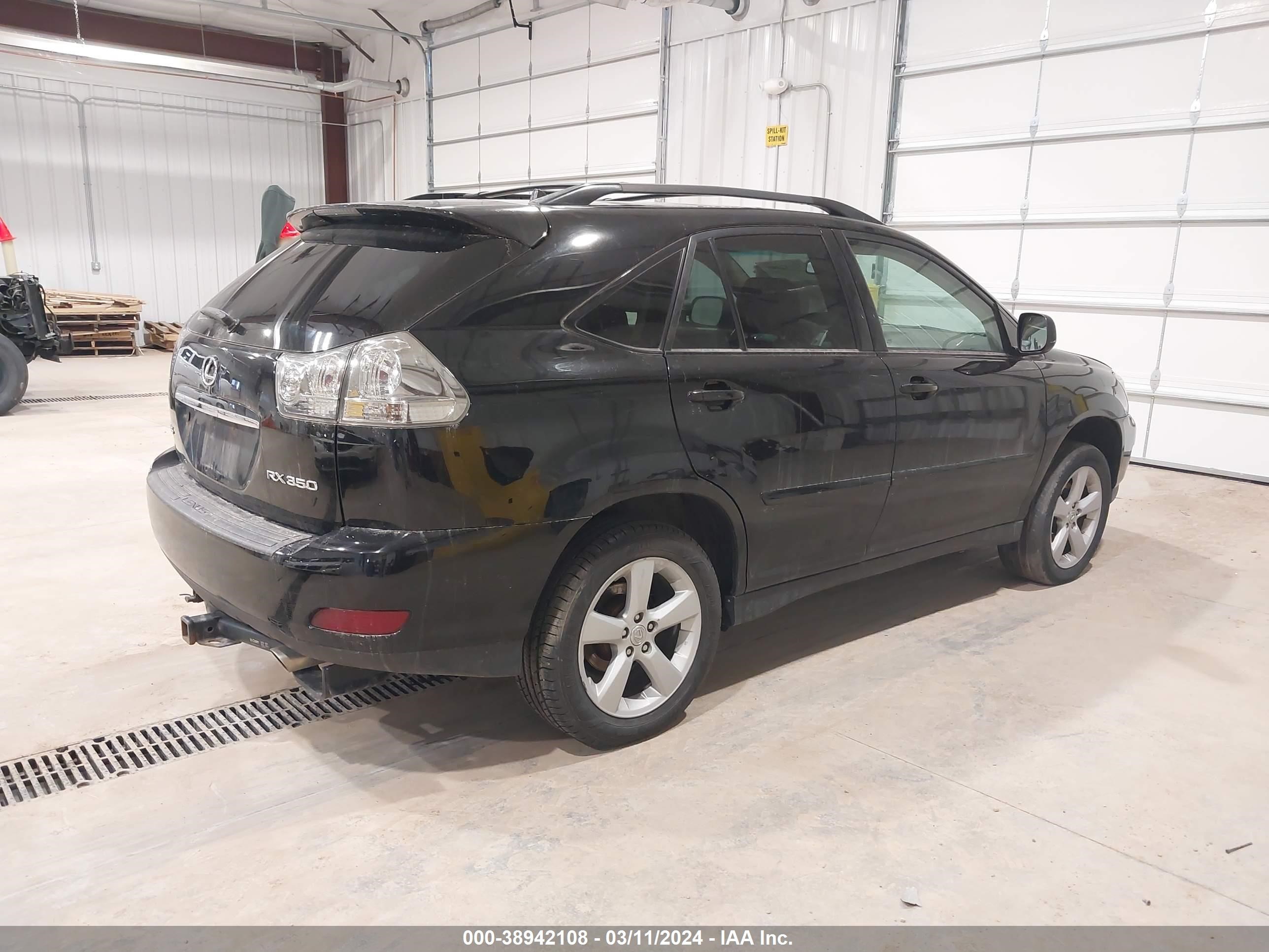 Photo 3 VIN: 2T2HK31U97C020047 - LEXUS RX 