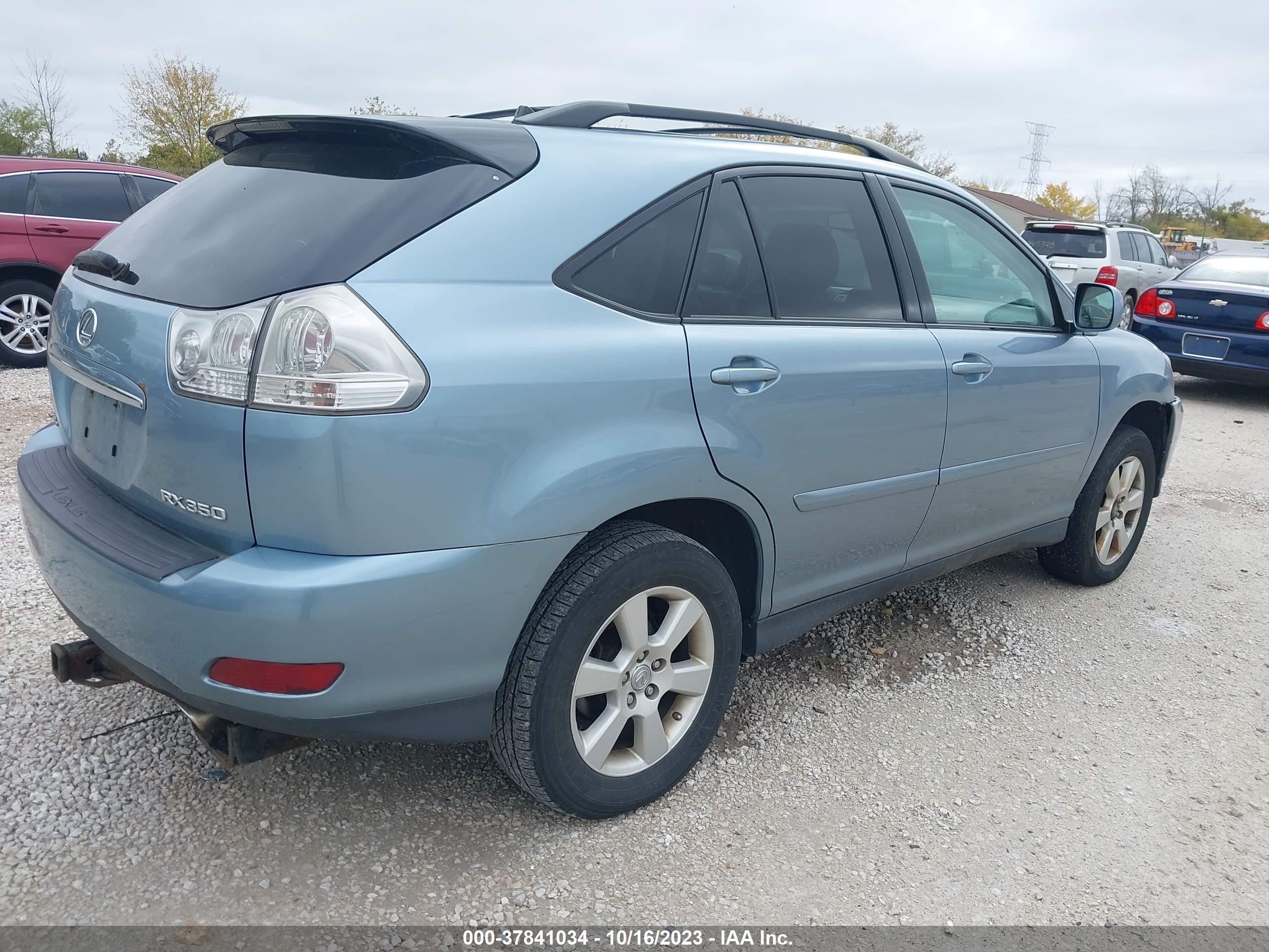 Photo 3 VIN: 2T2HK31U97C038600 - LEXUS RX 