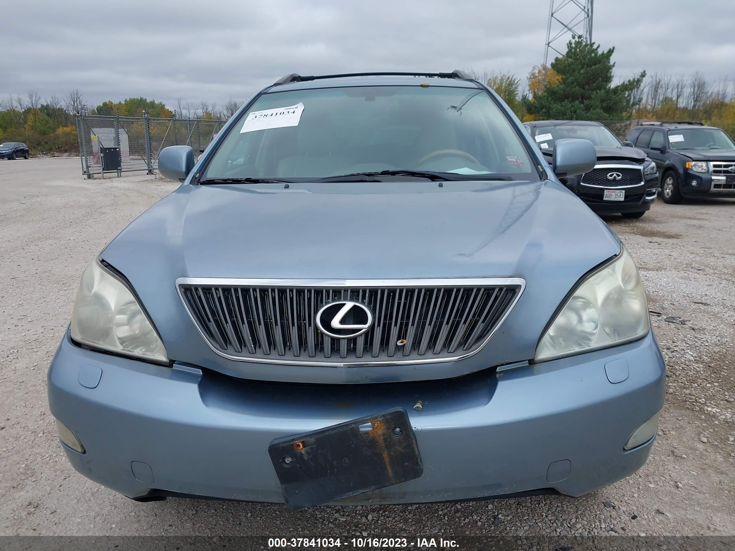 Photo 5 VIN: 2T2HK31U97C038600 - LEXUS RX 