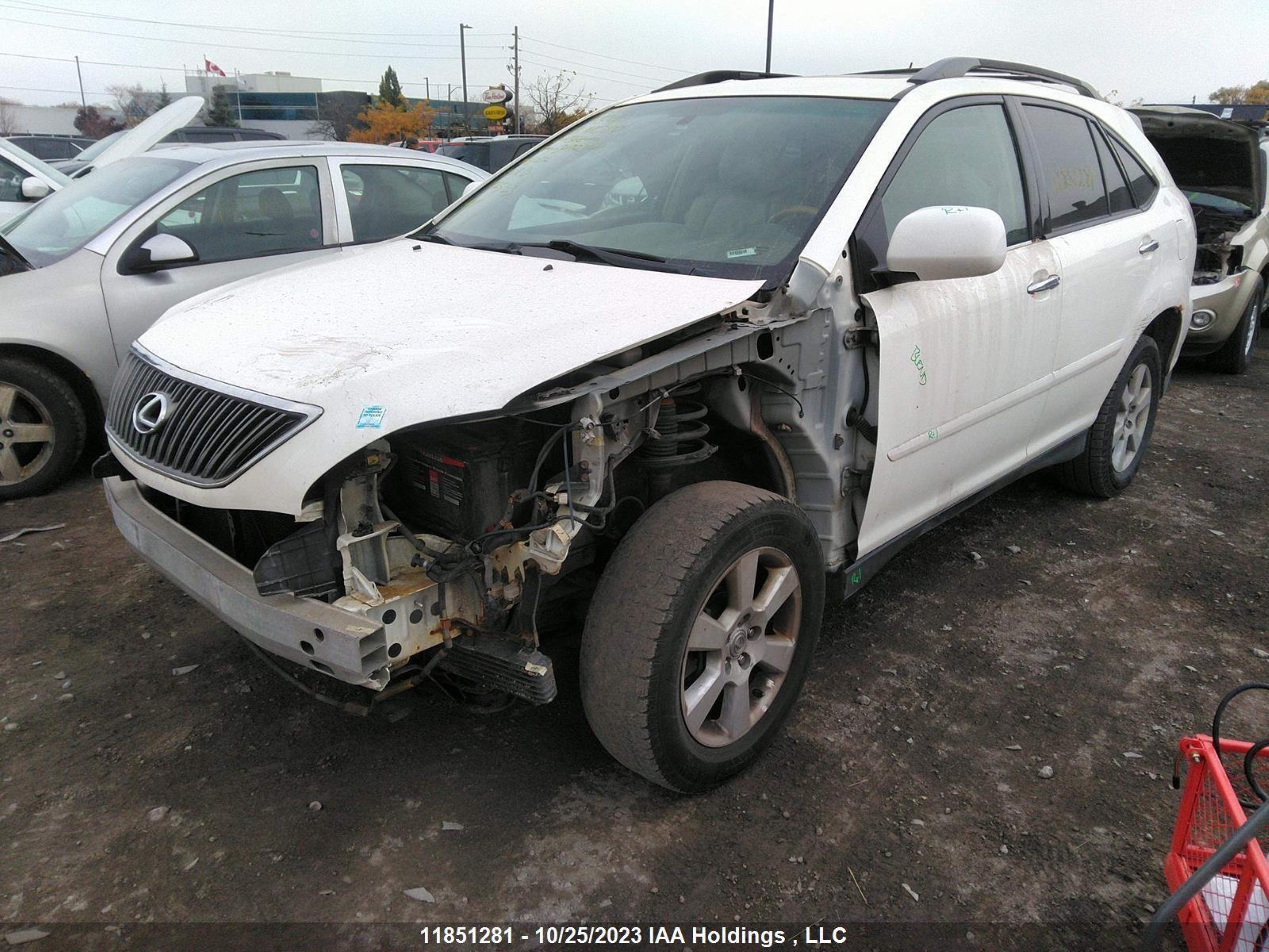 Photo 1 VIN: 2T2HK31U98C056600 - LEXUS RX 