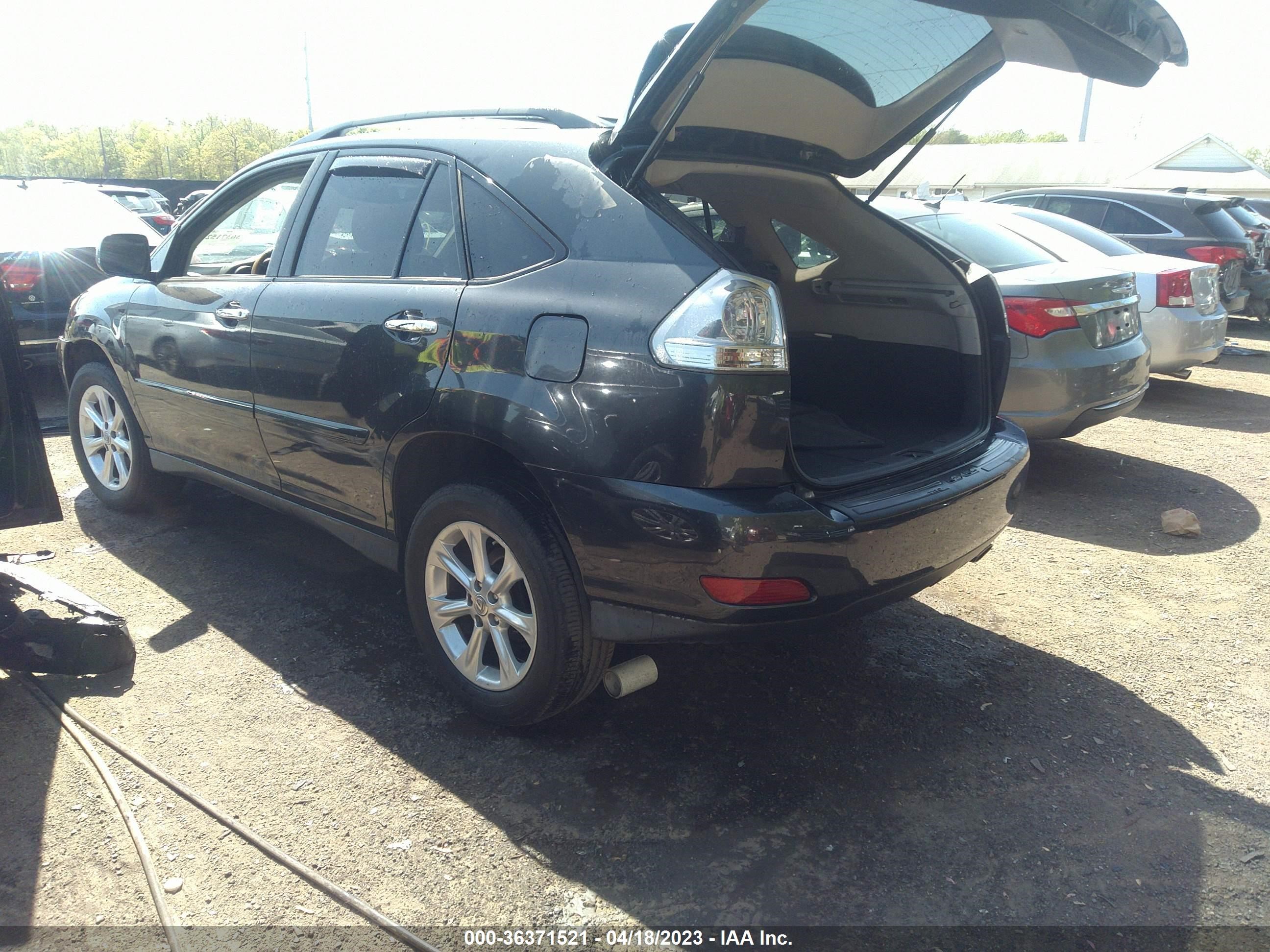 Photo 2 VIN: 2T2HK31U99C118207 - LEXUS RX 