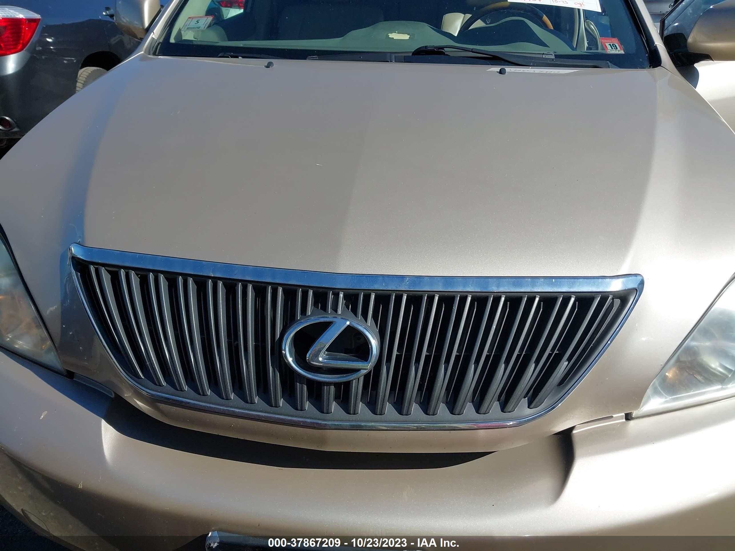 Photo 5 VIN: 2T2HK31UX7C036628 - LEXUS RX 