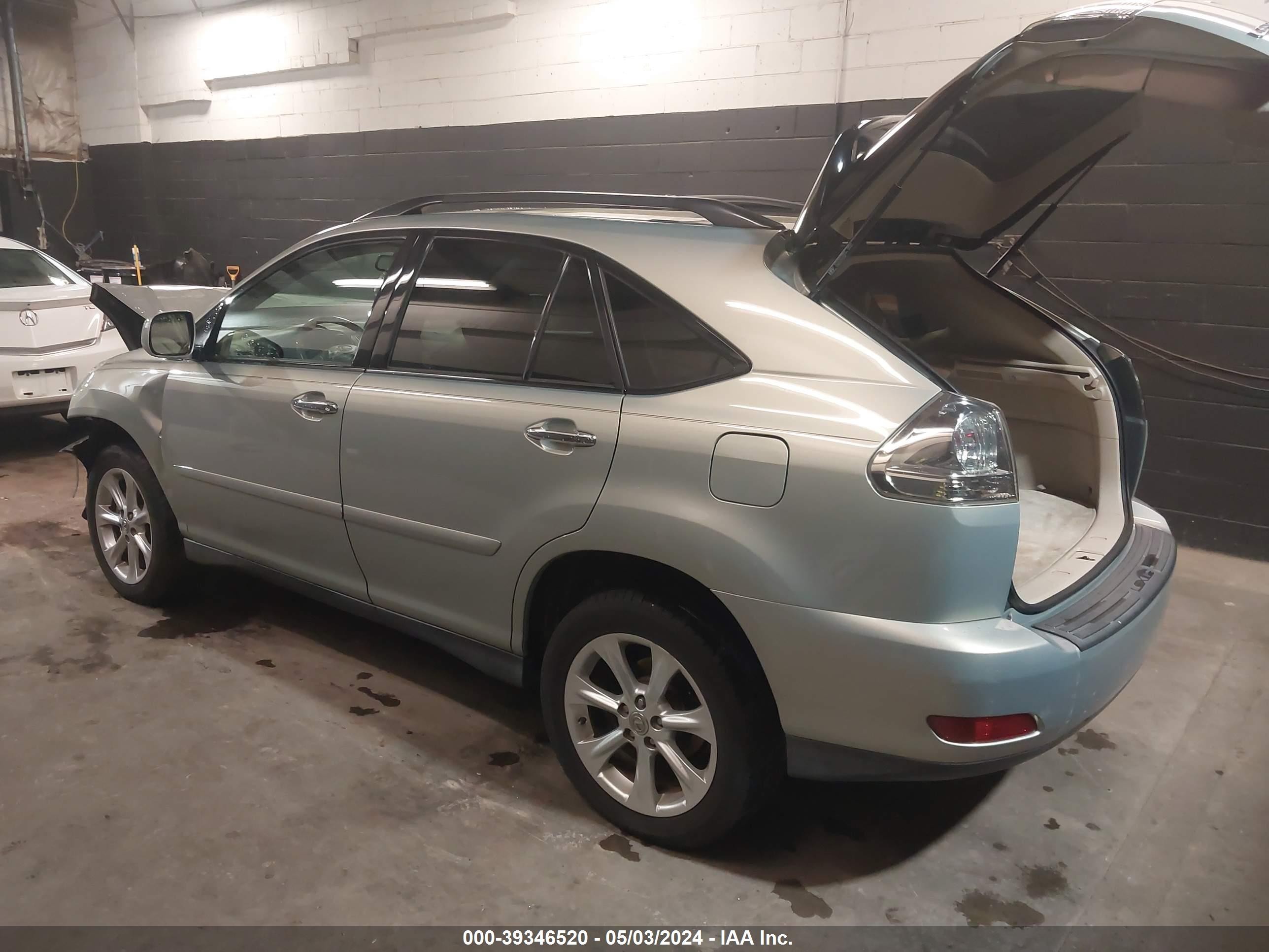 Photo 2 VIN: 2T2HK31UX9C126784 - LEXUS RX 