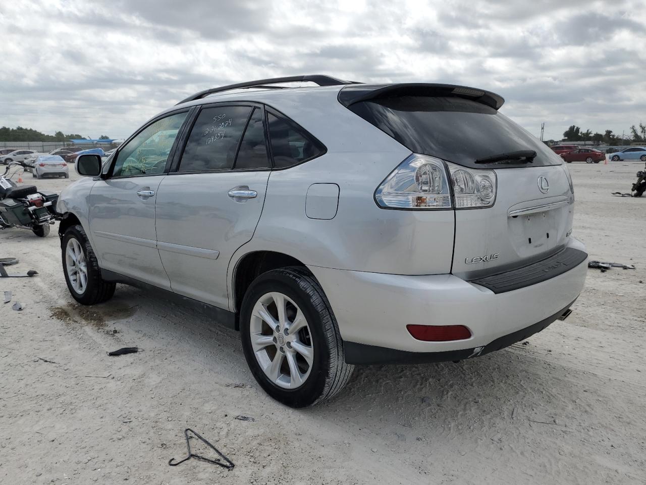 Photo 1 VIN: 2T2HK31UX9C135226 - LEXUS RX 