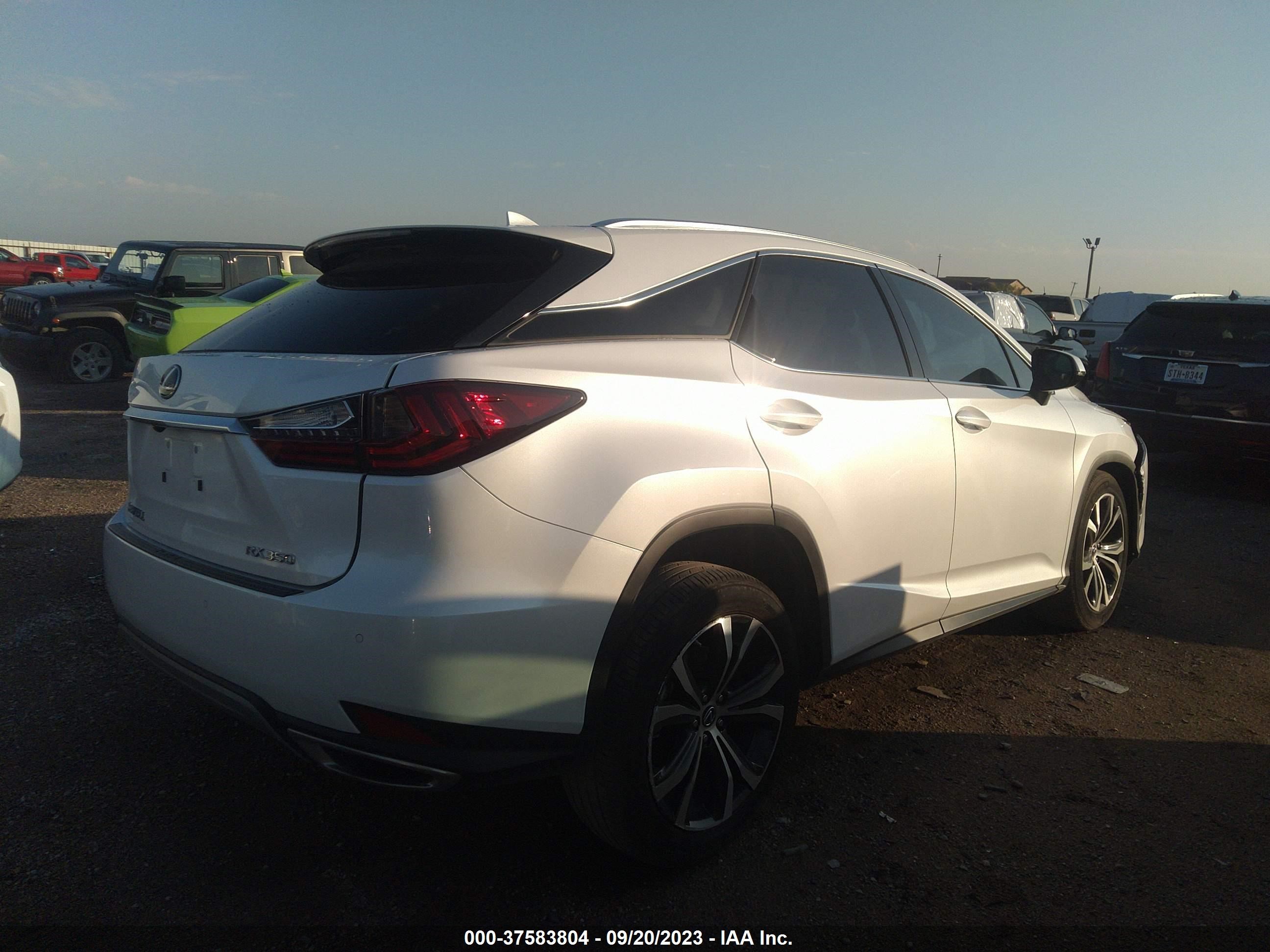 Photo 3 VIN: 2T2HZMAA2LC180496 - LEXUS RX 