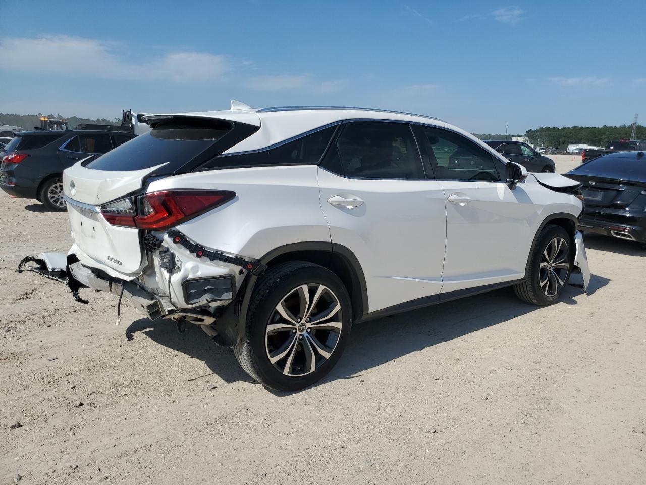 Photo 2 VIN: 2T2HZMAA4MC209076 - LEXUS RX 