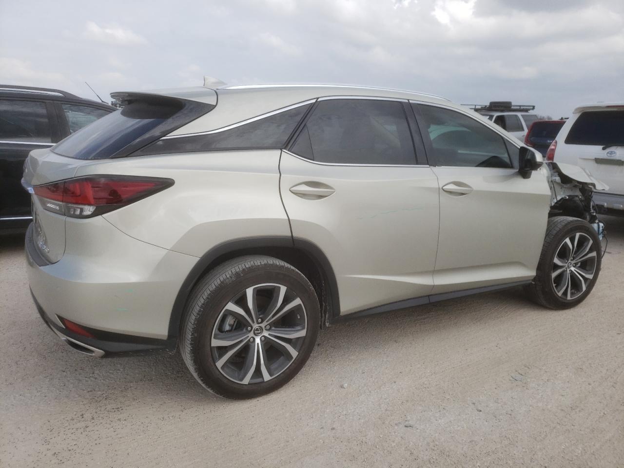 Photo 2 VIN: 2T2HZMAA6LC152233 - LEXUS RX 