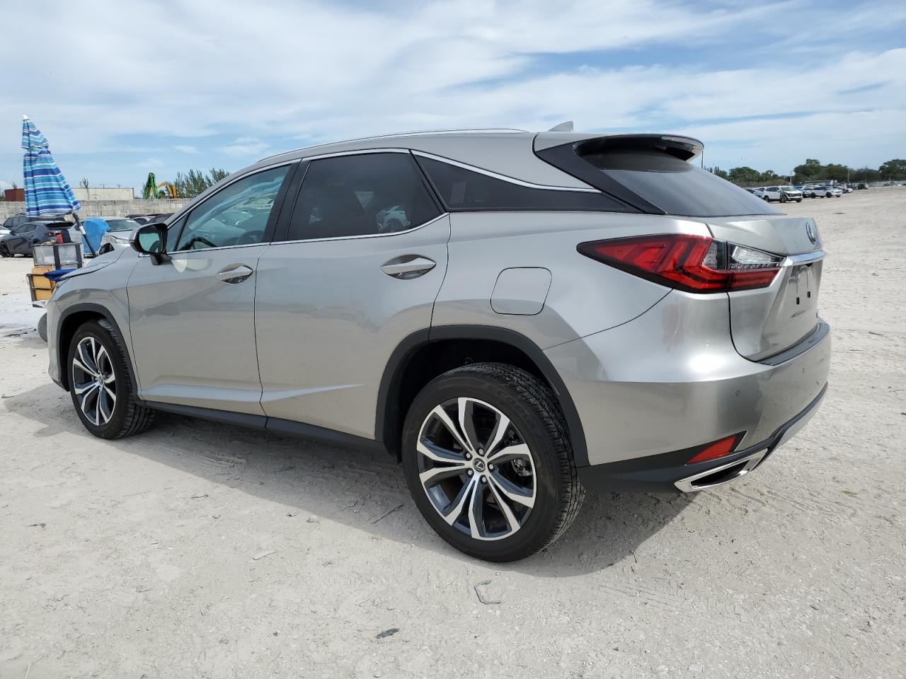 Photo 1 VIN: 2T2HZMAAXNC240219 - LEXUS RX 