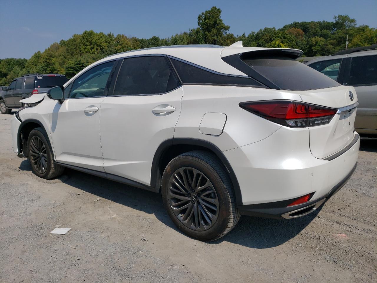 Photo 1 VIN: 2T2HZMDA0NC310757 - LEXUS RX 