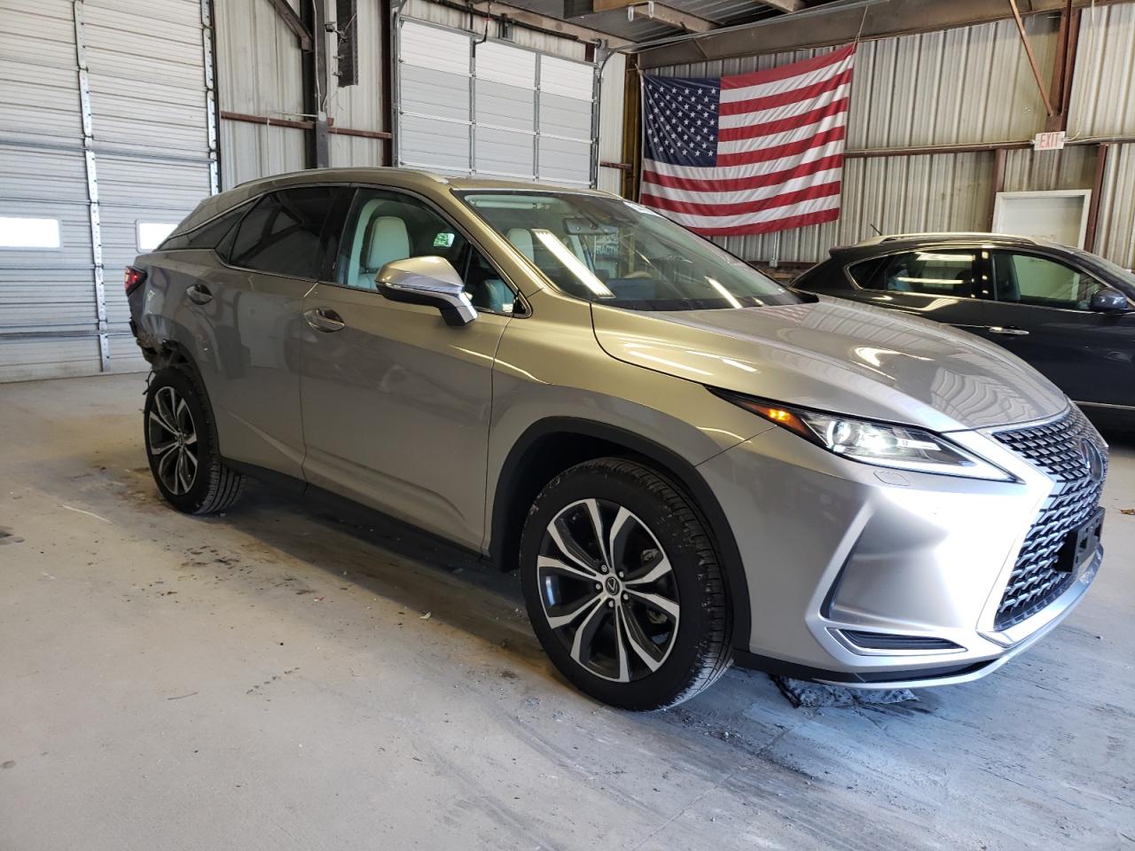 Photo 3 VIN: 2T2HZMDA7MC281272 - LEXUS RX 