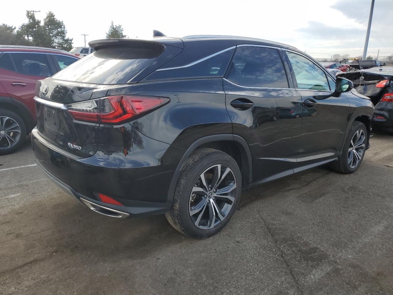 Photo 2 VIN: 2T2HZMDA7MC298198 - LEXUS RX 