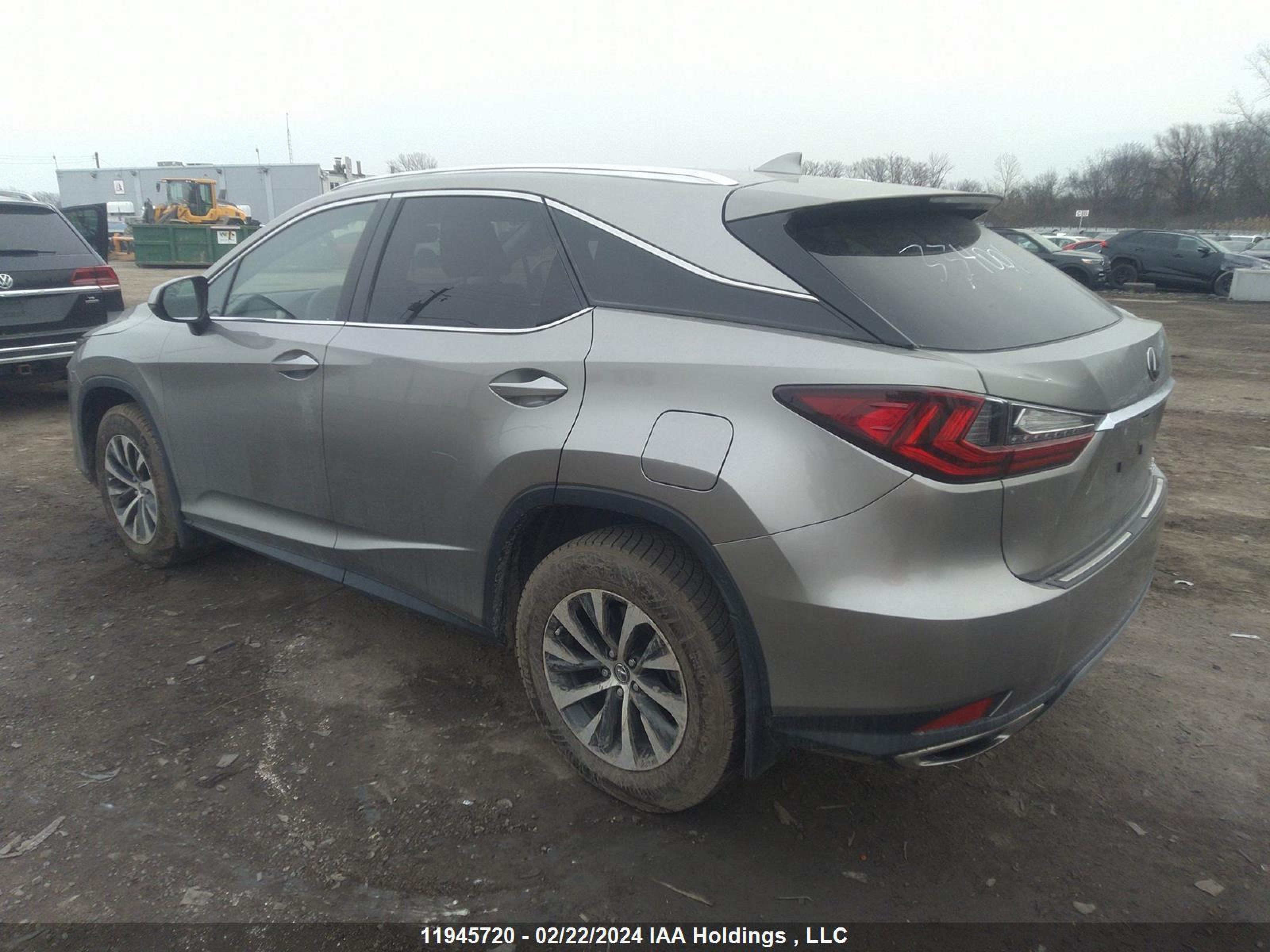 Photo 2 VIN: 2T2HZMDAXNC334001 - LEXUS RX 