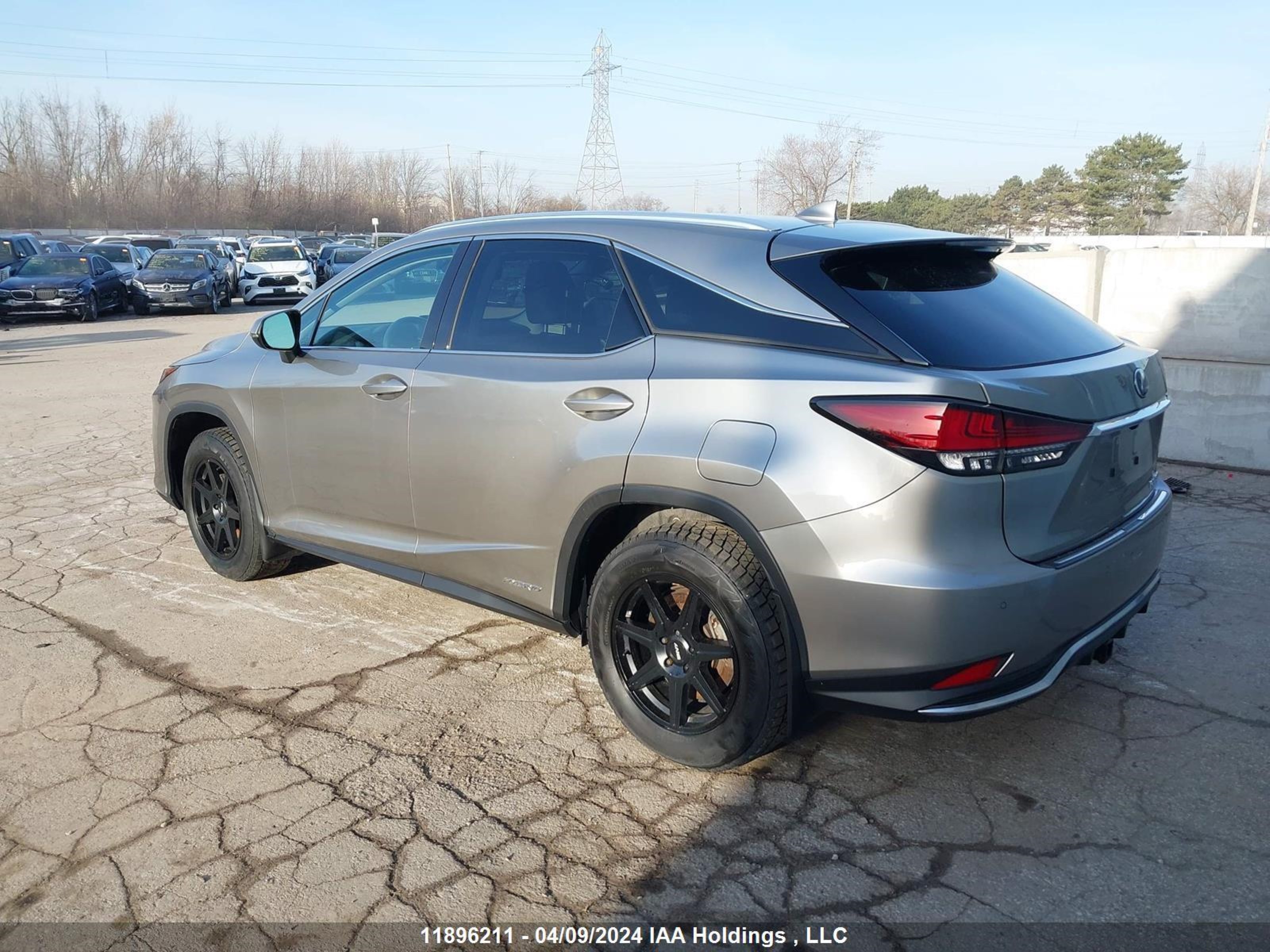 Photo 2 VIN: 2T2JGMDA4MC069274 - LEXUS RX 