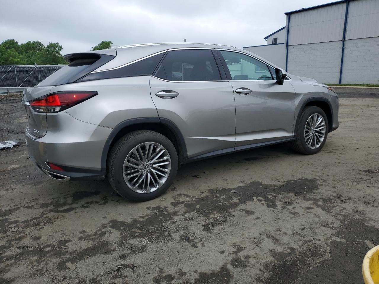 Photo 2 VIN: 2T2JZMAA6MC185879 - LEXUS RX 