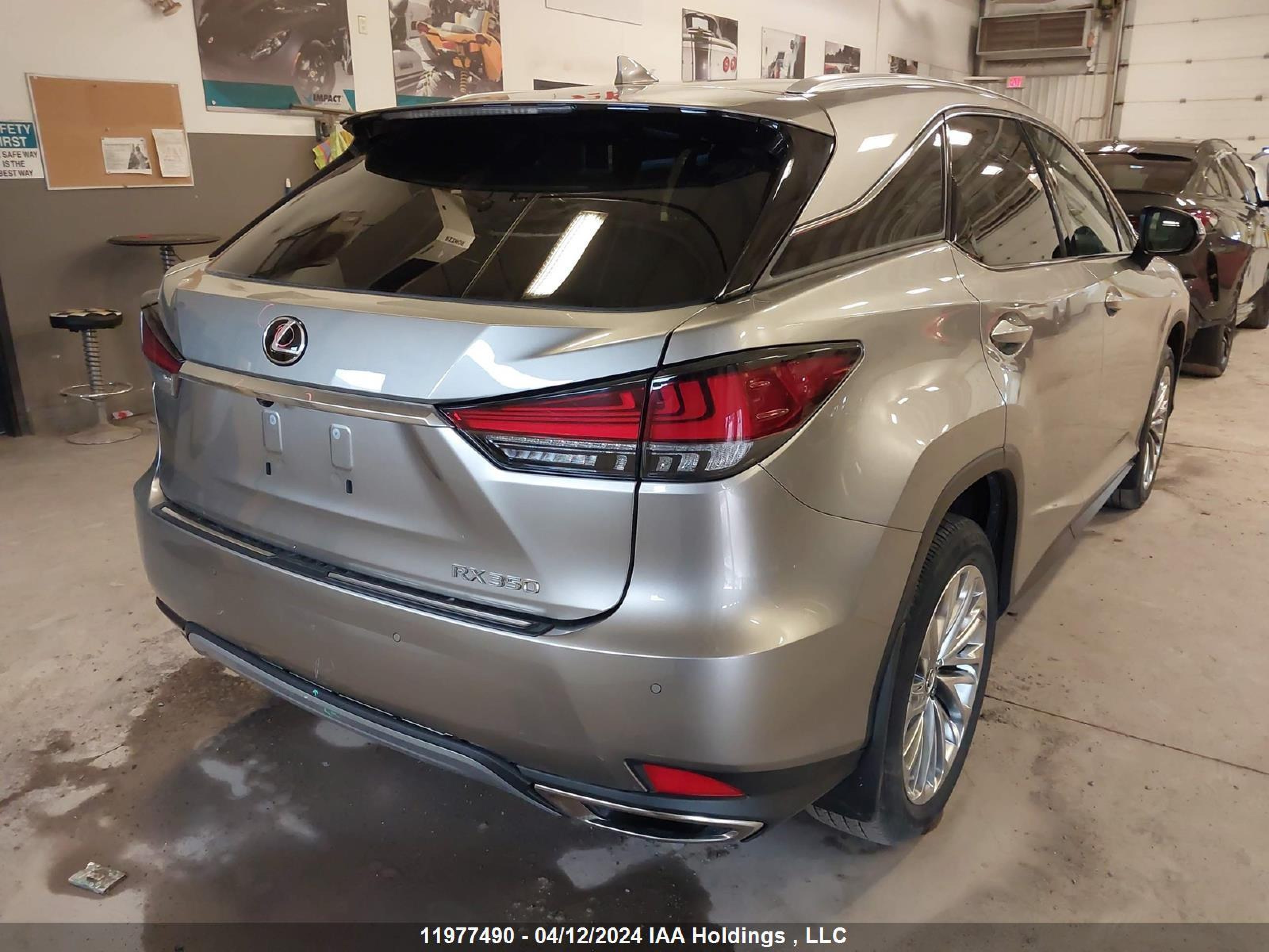 Photo 3 VIN: 2T2JZMDA1MC276439 - LEXUS RX 