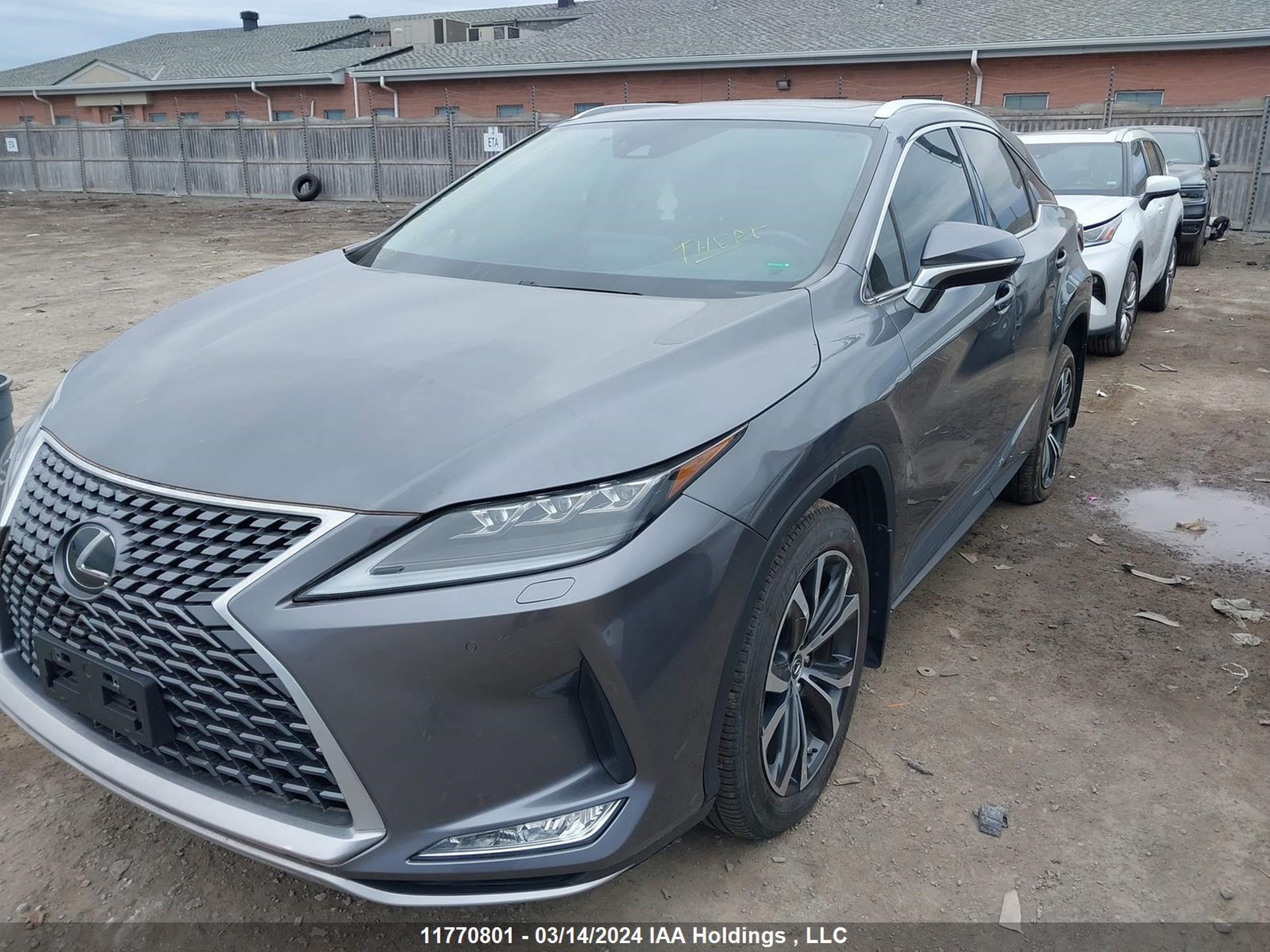 Photo 5 VIN: 2T2JZMDA4LC215553 - LEXUS RX 