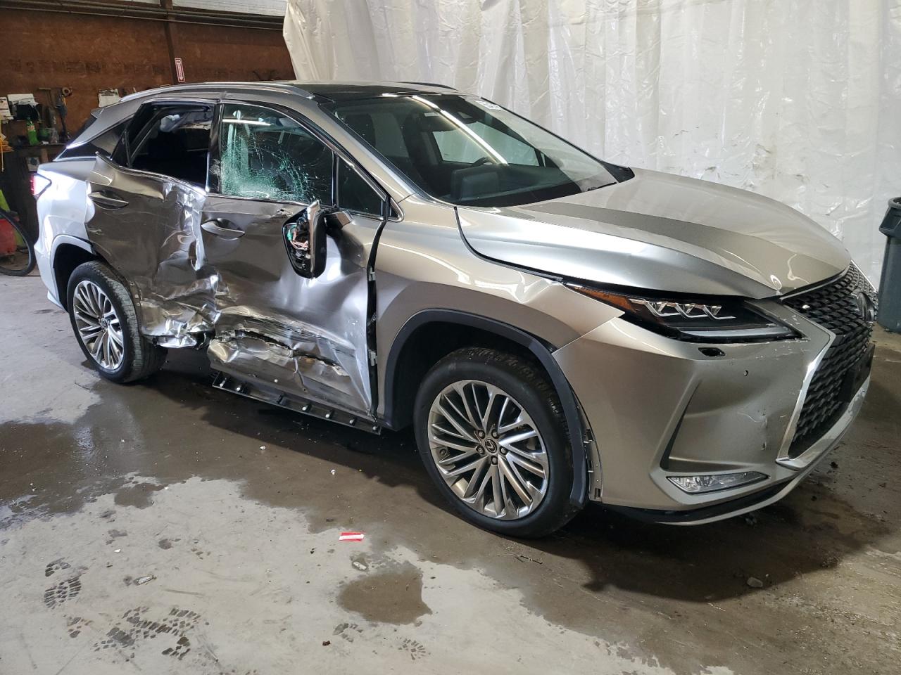 Photo 3 VIN: 2T2JZMDA8MC307184 - LEXUS RX 