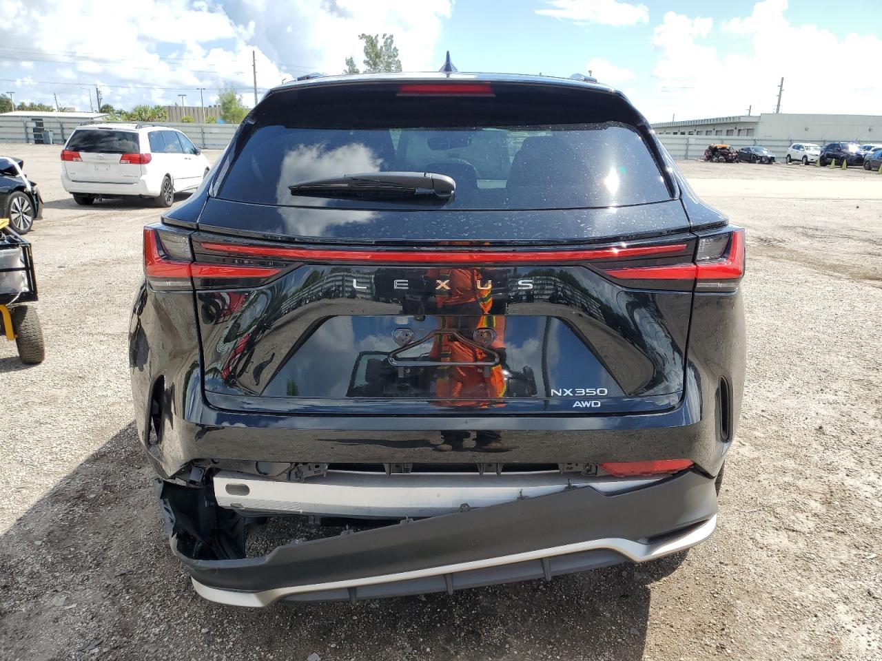 Photo 5 VIN: 2T2KGCEZ0NC016091 - LEXUS NX 