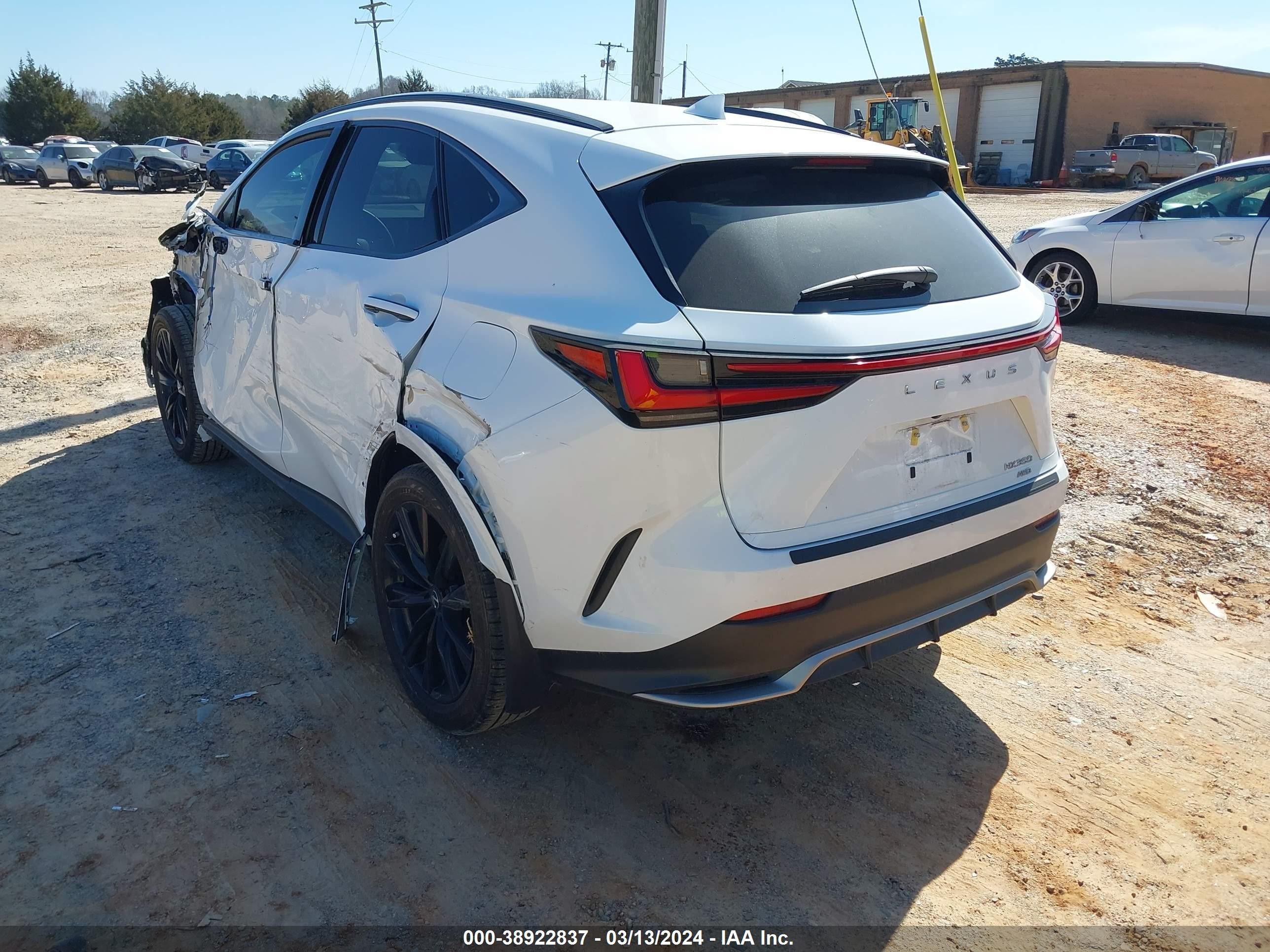 Photo 2 VIN: 2T2KGCEZ0RC035326 - LEXUS NX 