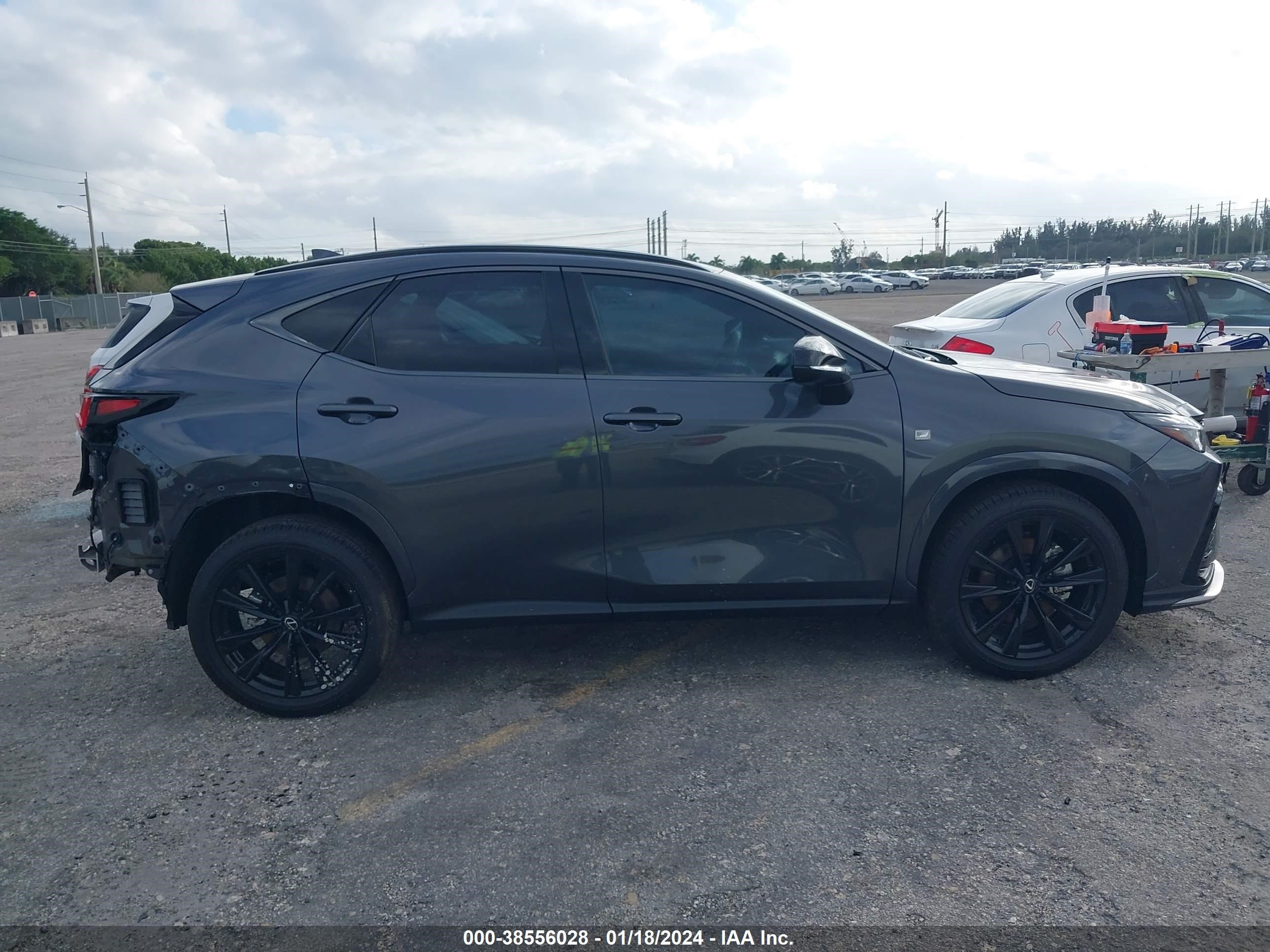 Photo 12 VIN: 2T2KGCEZ0RC040641 - LEXUS NX 