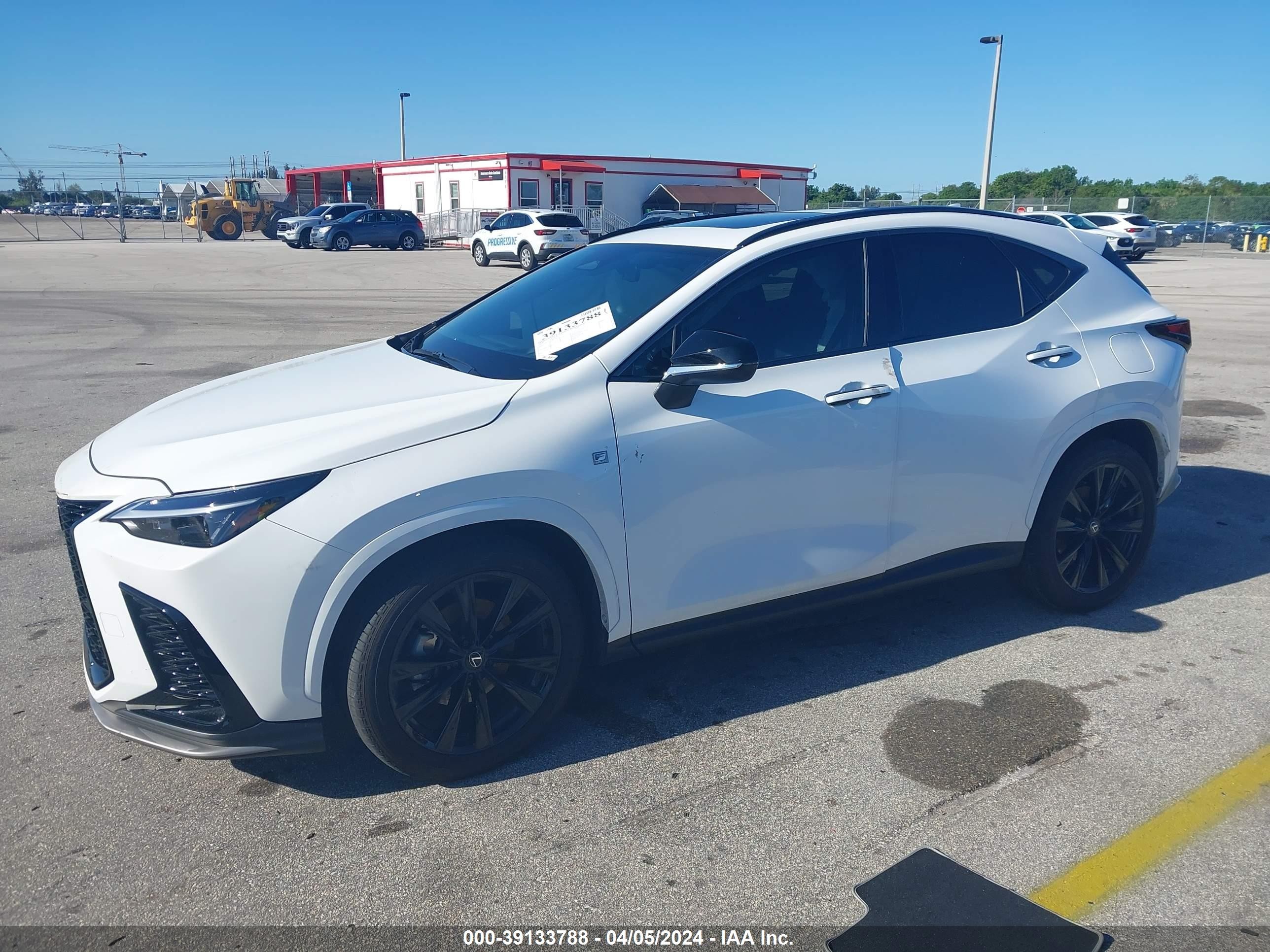 Photo 1 VIN: 2T2KGCEZ3RC038379 - LEXUS NX 