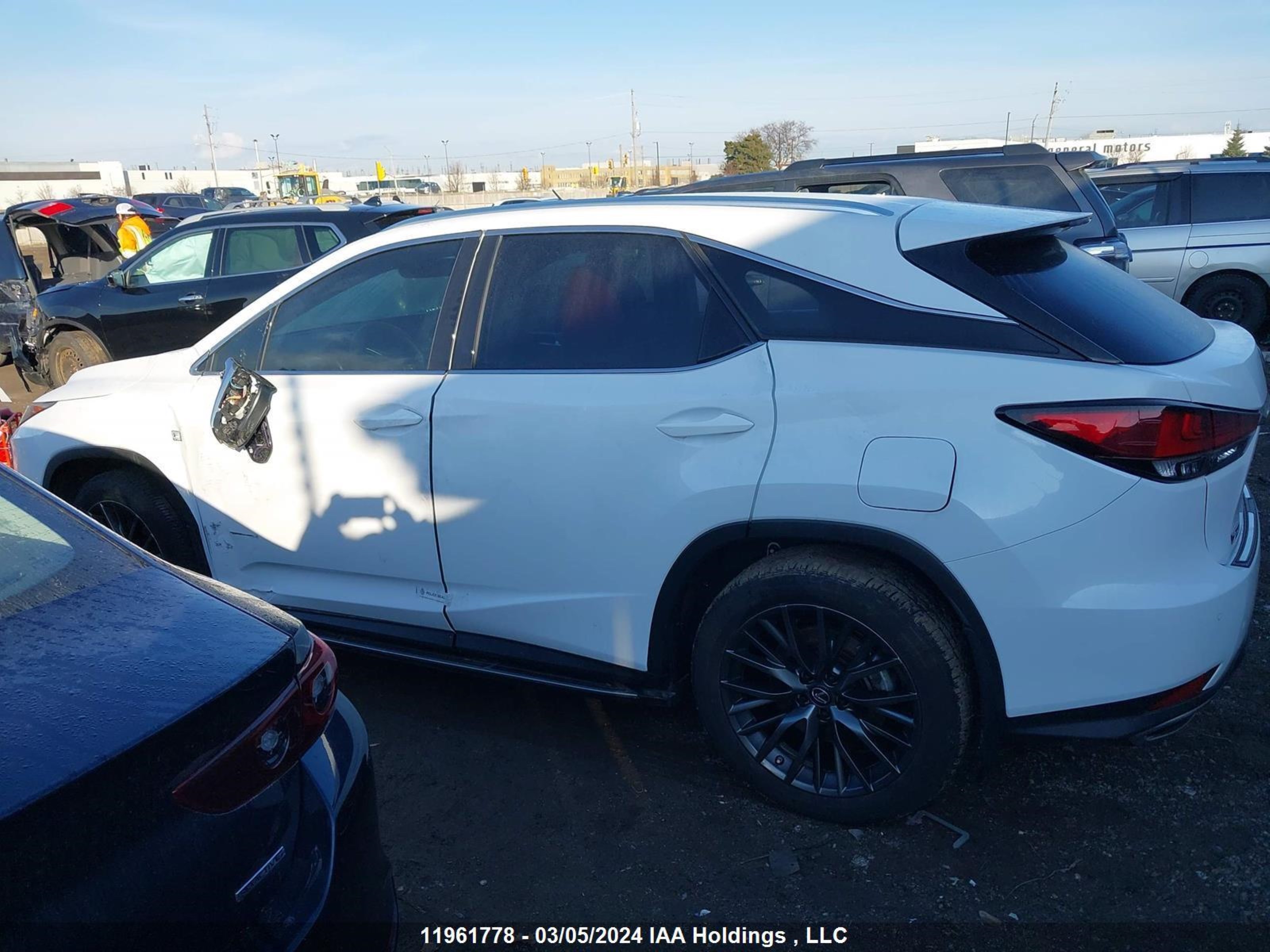 Photo 13 VIN: 2T2YZMDA5NC364359 - LEXUS RX 