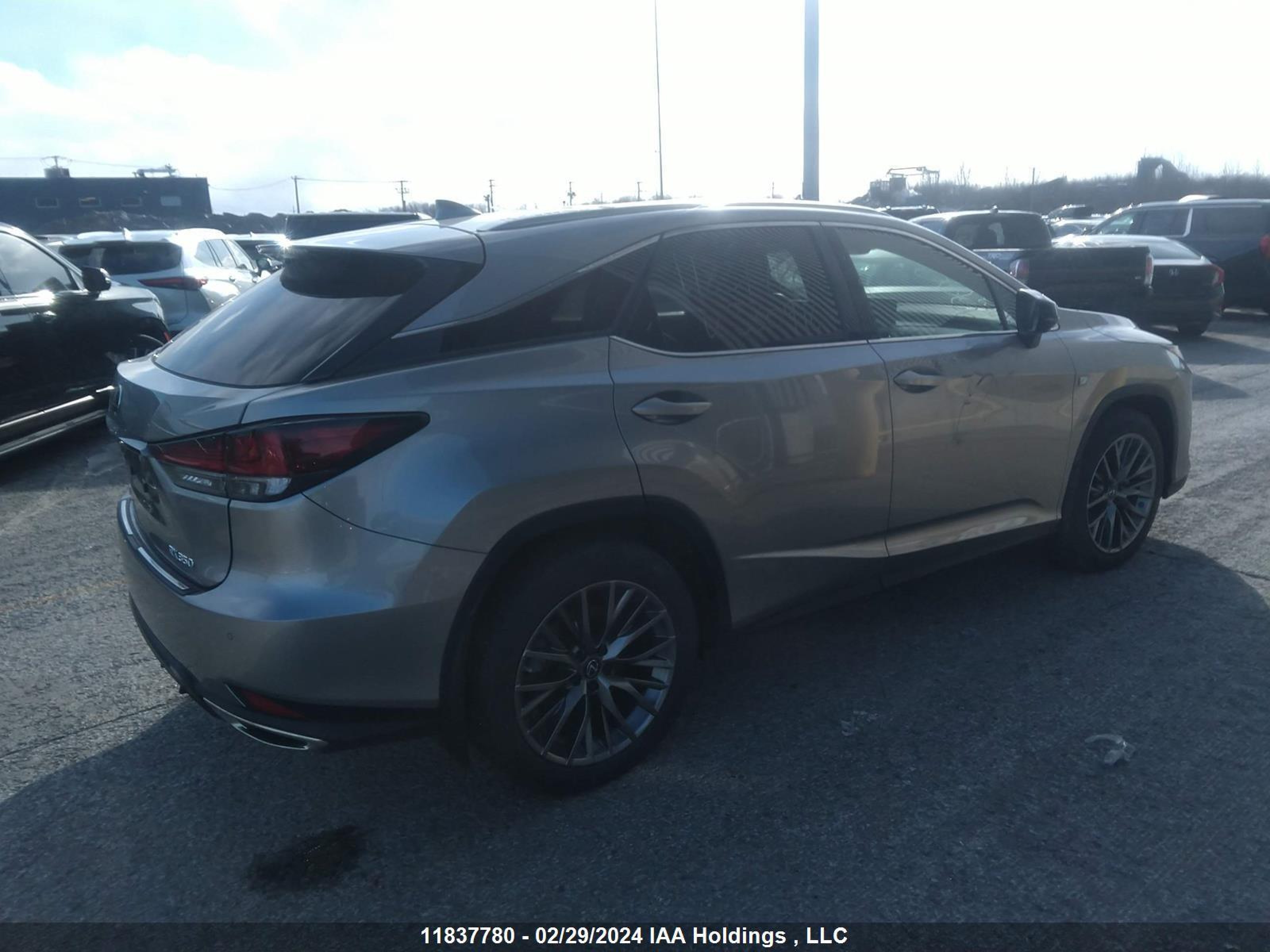 Photo 3 VIN: 2T2YZMDA6NC330916 - LEXUS RX 