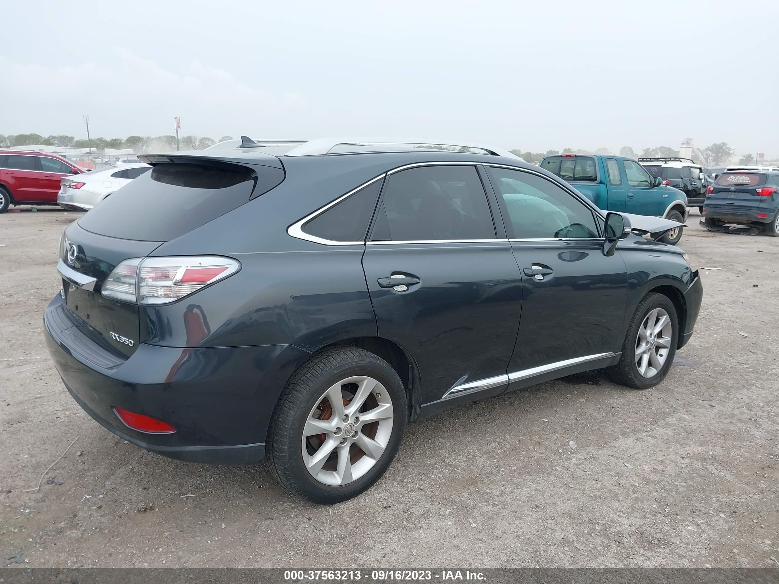 Photo 3 VIN: 2T2ZK1BA0AC020913 - LEXUS RX 