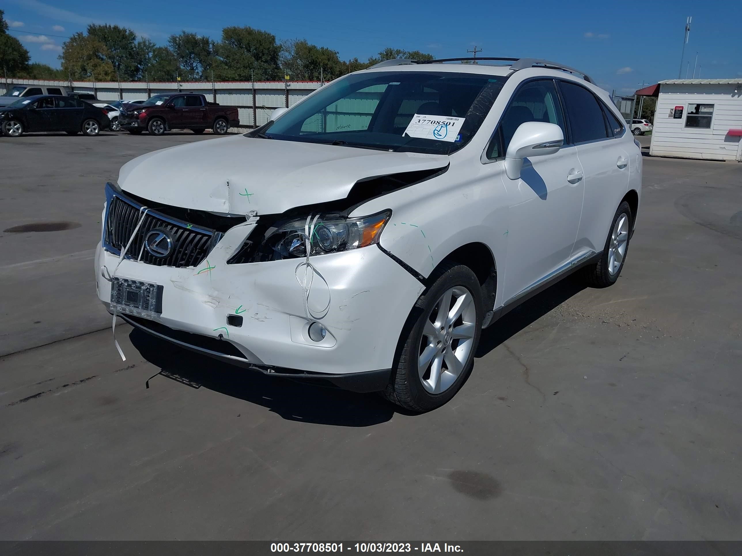 Photo 1 VIN: 2T2ZK1BA0BC056103 - LEXUS RX 