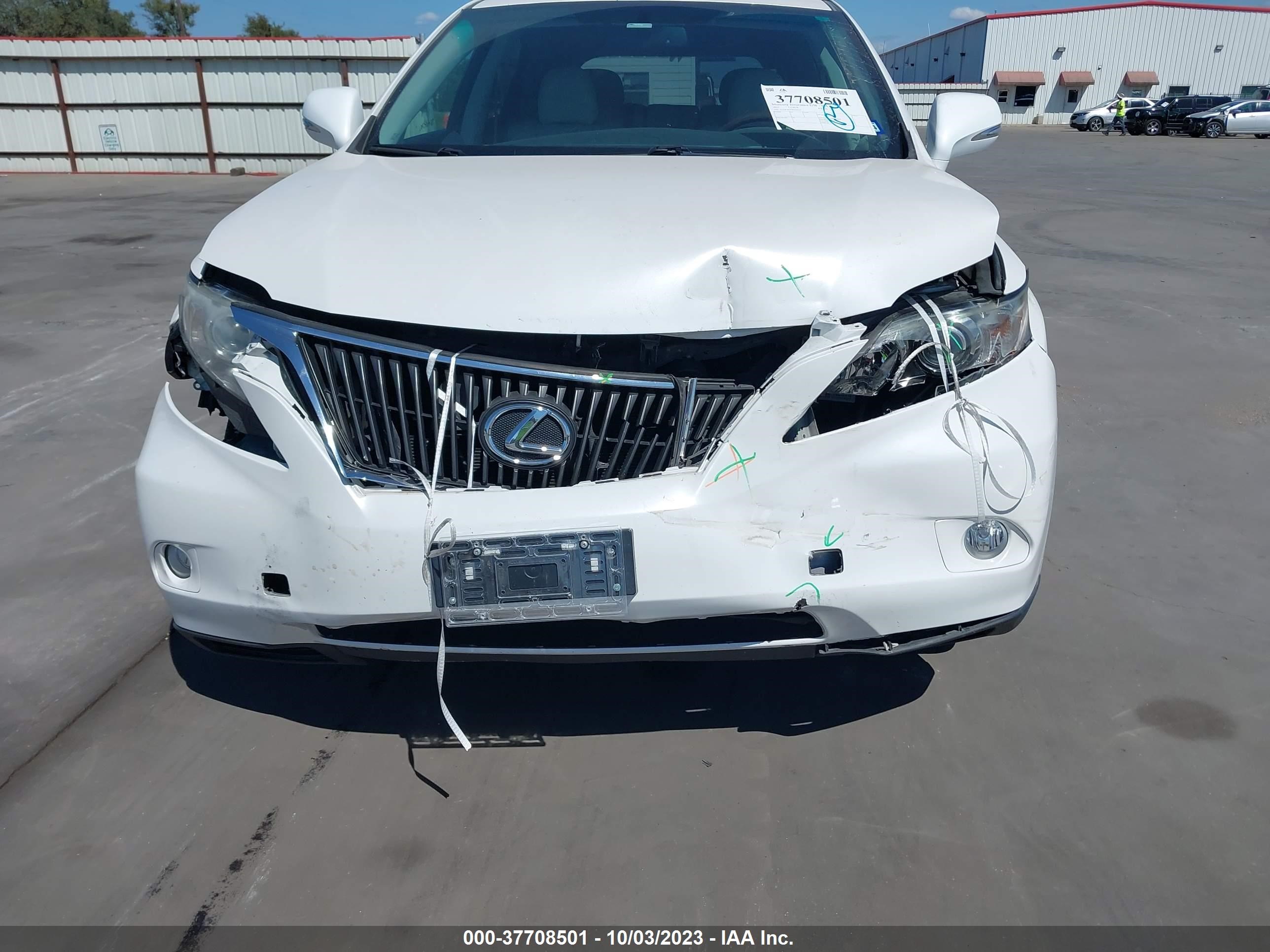 Photo 11 VIN: 2T2ZK1BA0BC056103 - LEXUS RX 