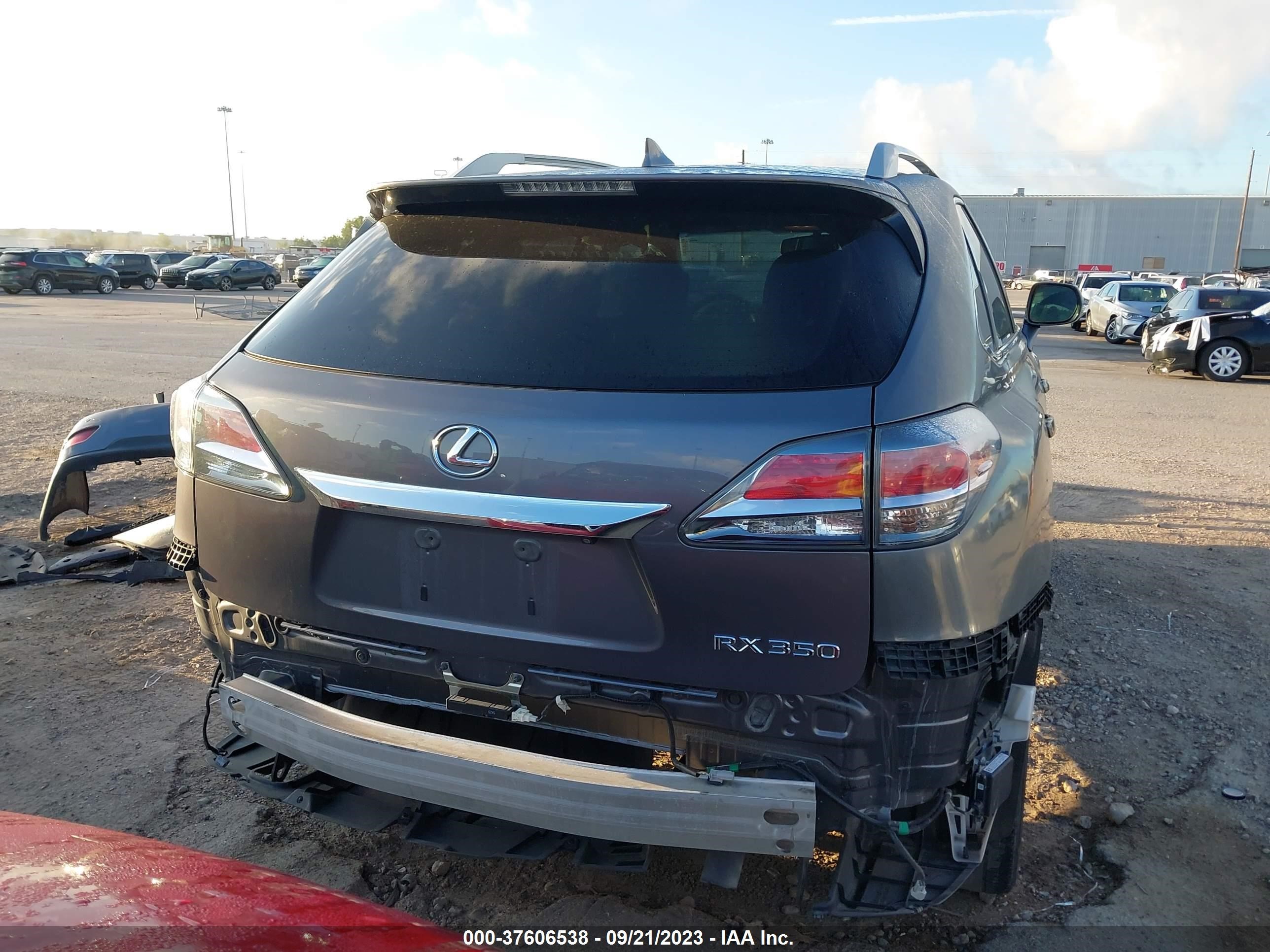 Photo 16 VIN: 2T2ZK1BA0FC189417 - LEXUS RX 