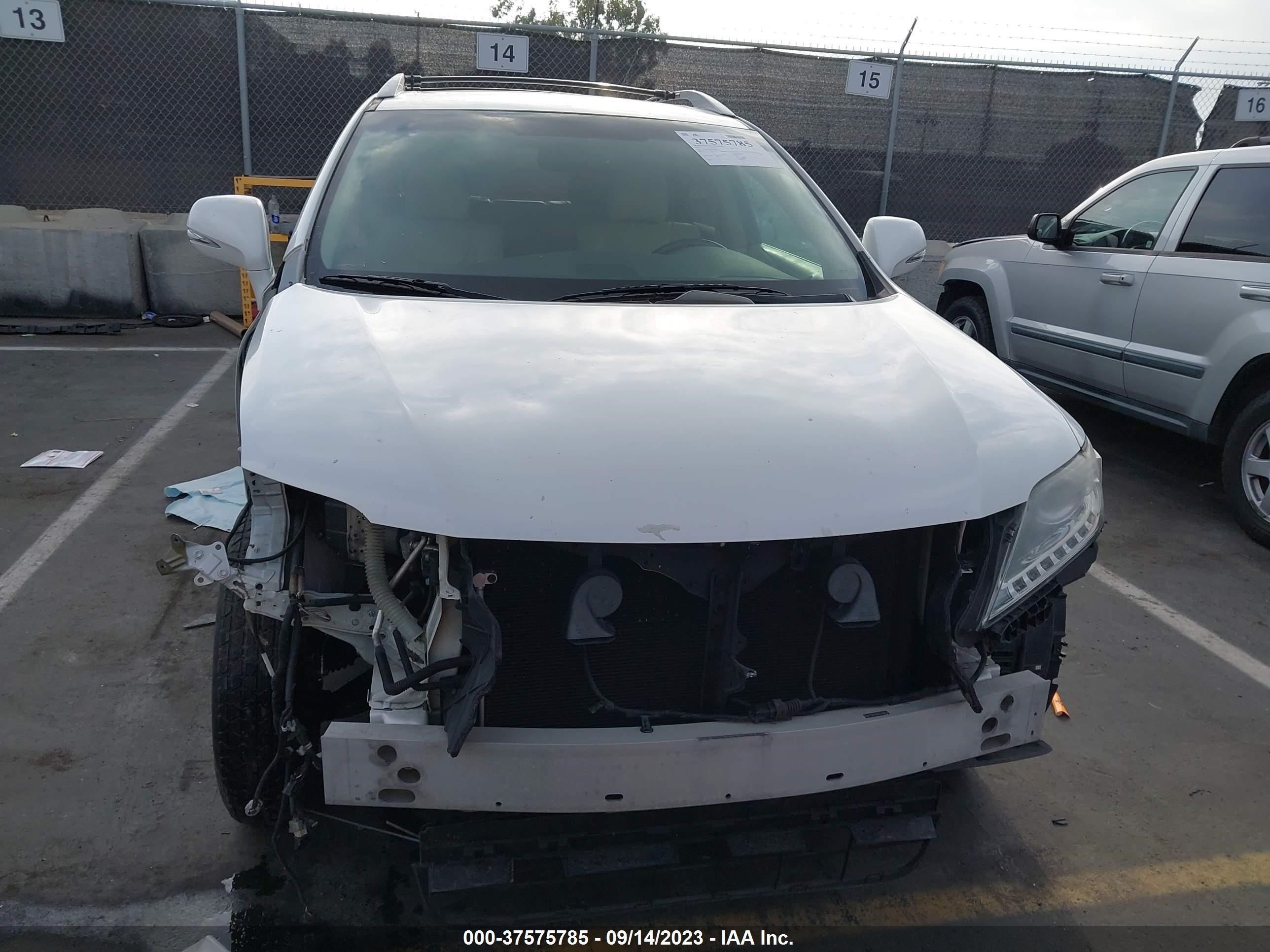 Photo 11 VIN: 2T2ZK1BA1FC168754 - LEXUS RX 