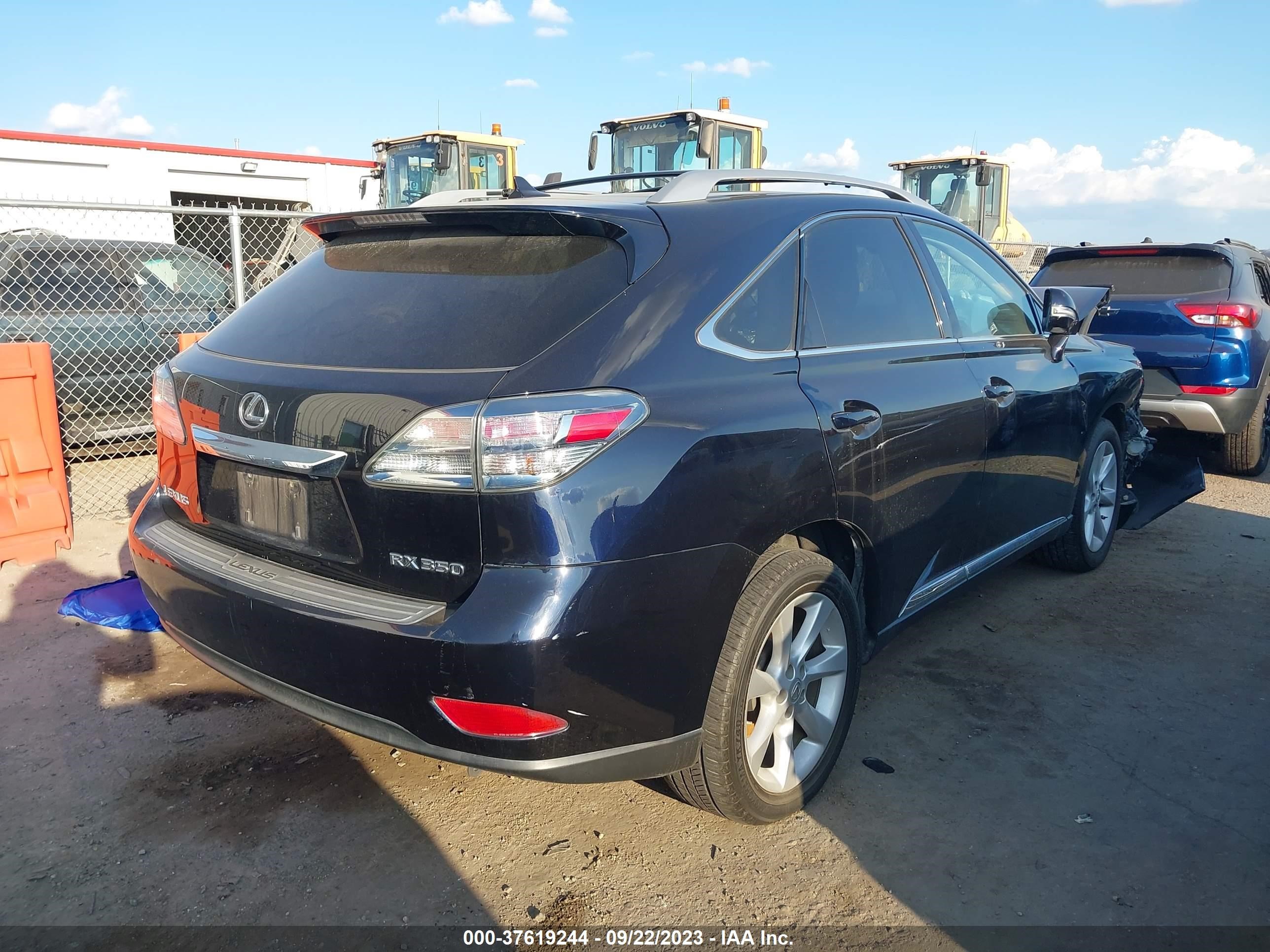 Photo 3 VIN: 2T2ZK1BA2AC004633 - LEXUS RX 