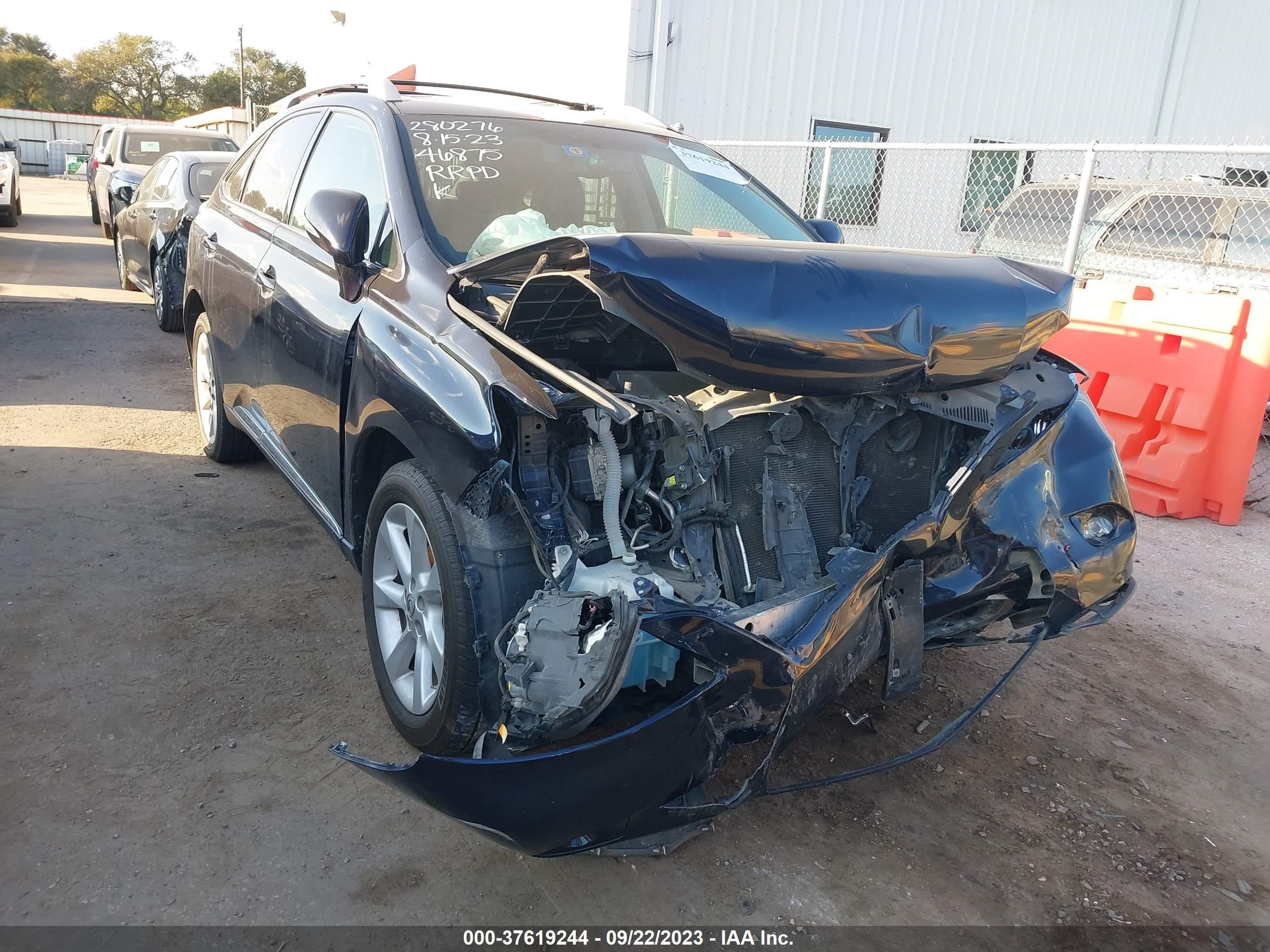 Photo 5 VIN: 2T2ZK1BA2AC004633 - LEXUS RX 