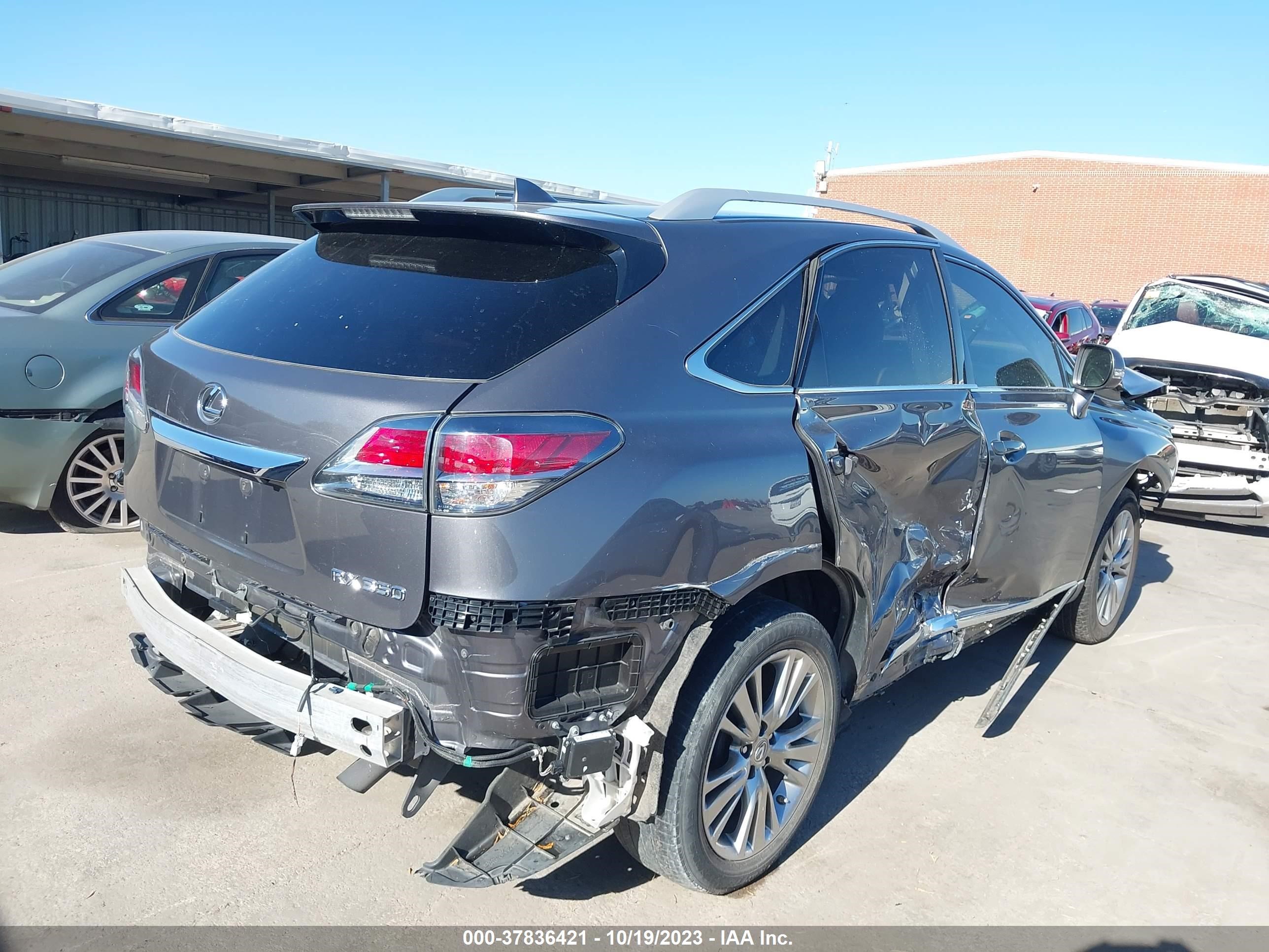 Photo 3 VIN: 2T2ZK1BA2EC147474 - LEXUS RX 