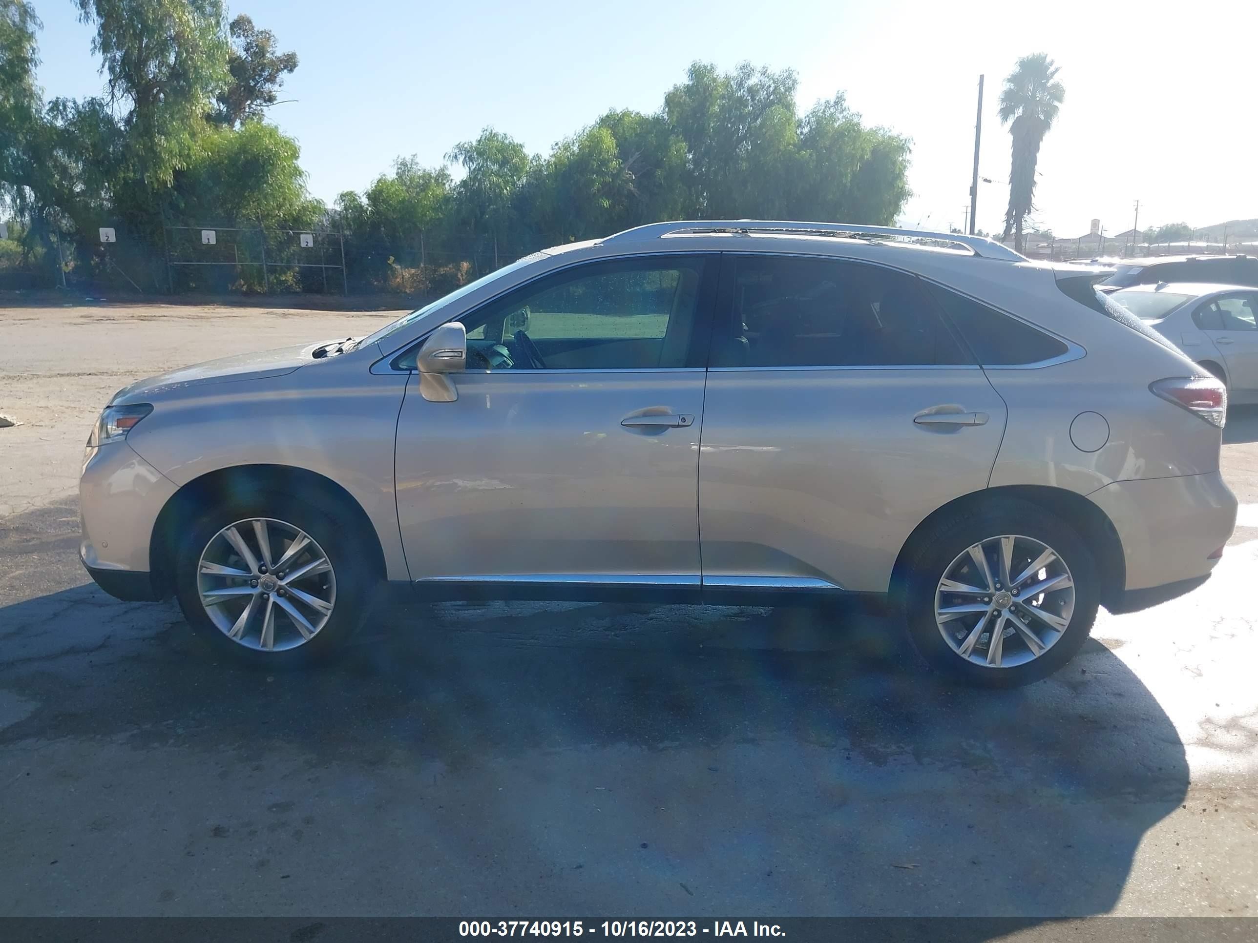 Photo 13 VIN: 2T2ZK1BA3FC168352 - LEXUS RX 