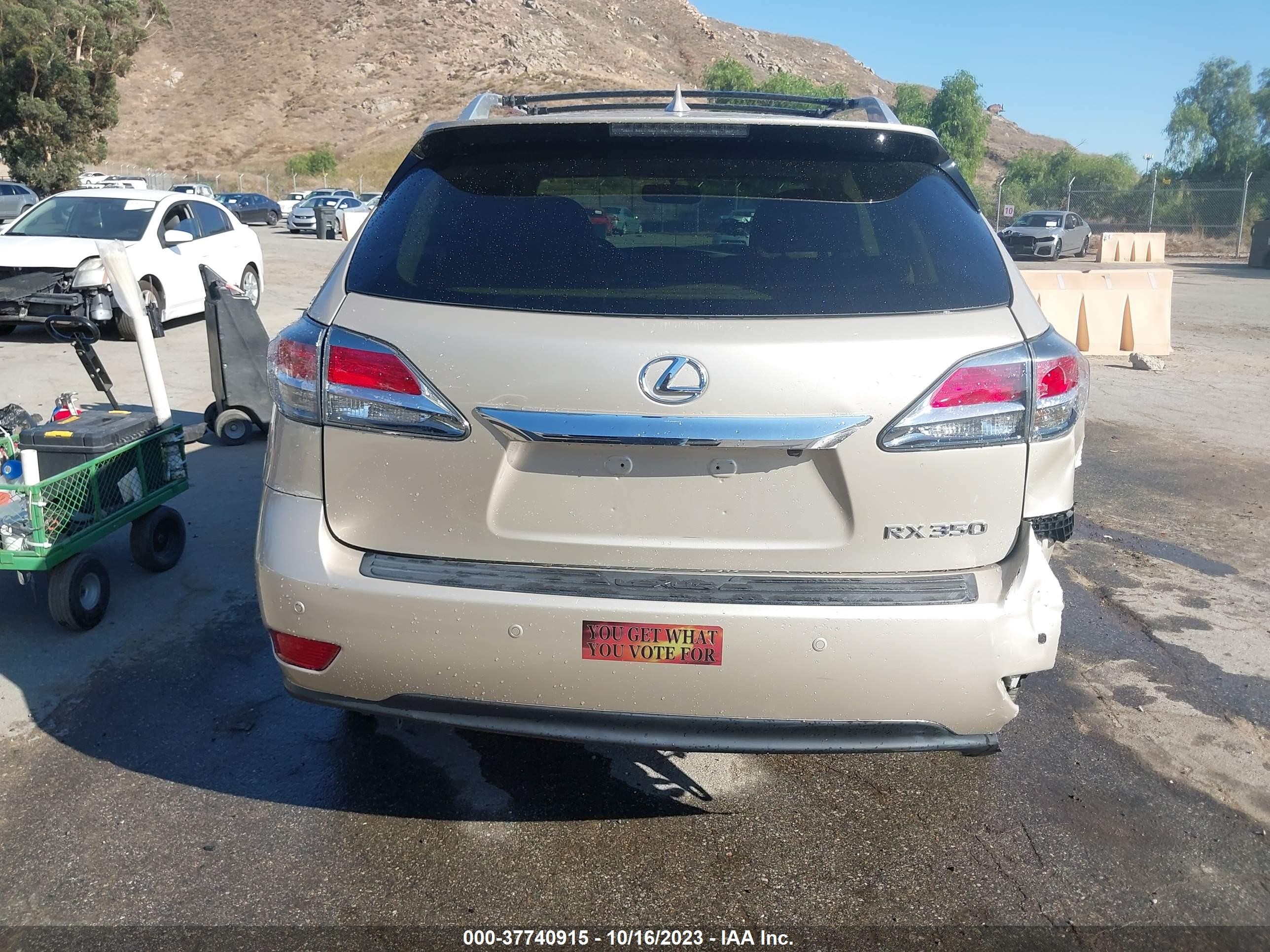 Photo 15 VIN: 2T2ZK1BA3FC168352 - LEXUS RX 