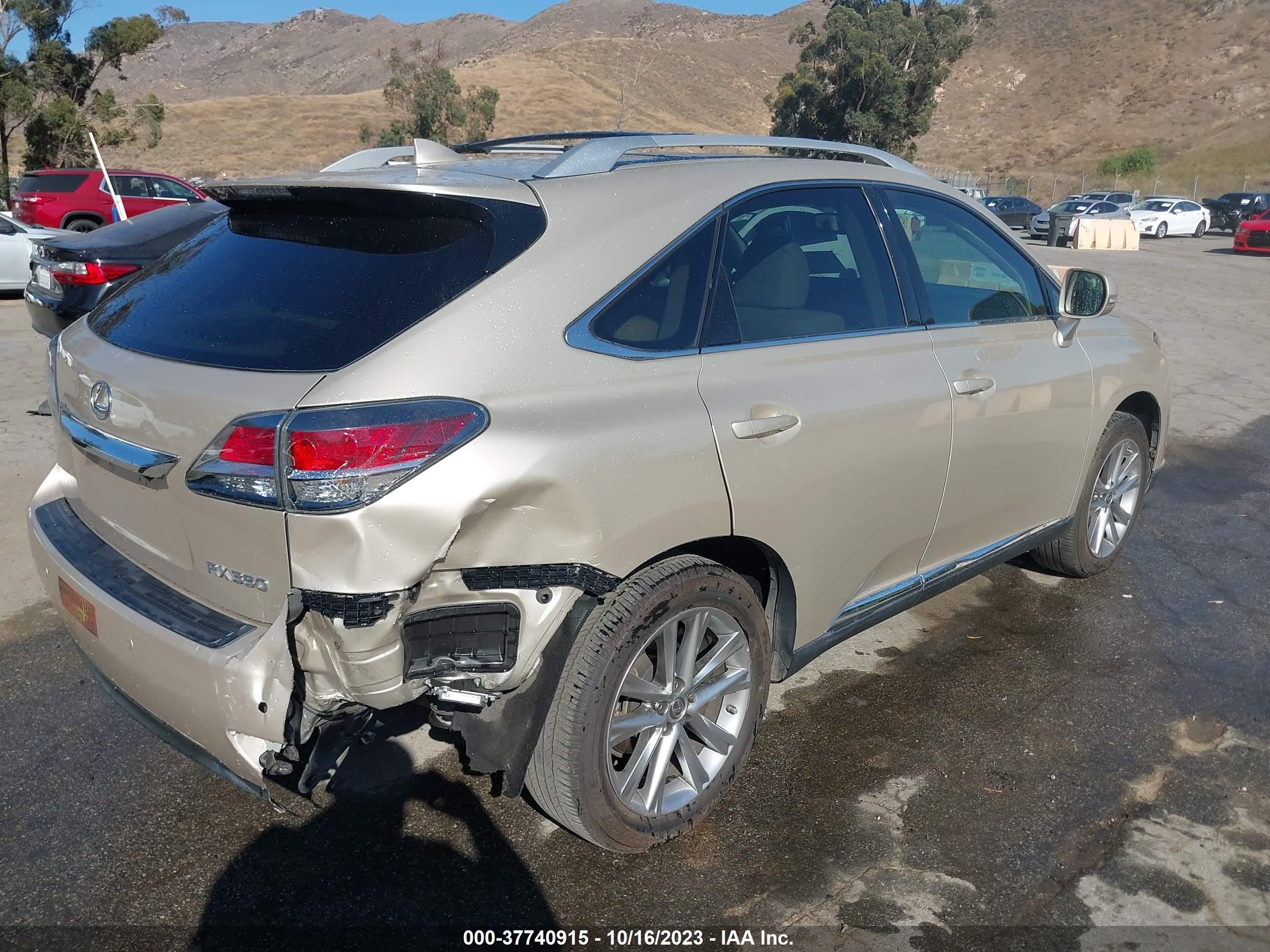 Photo 3 VIN: 2T2ZK1BA3FC168352 - LEXUS RX 