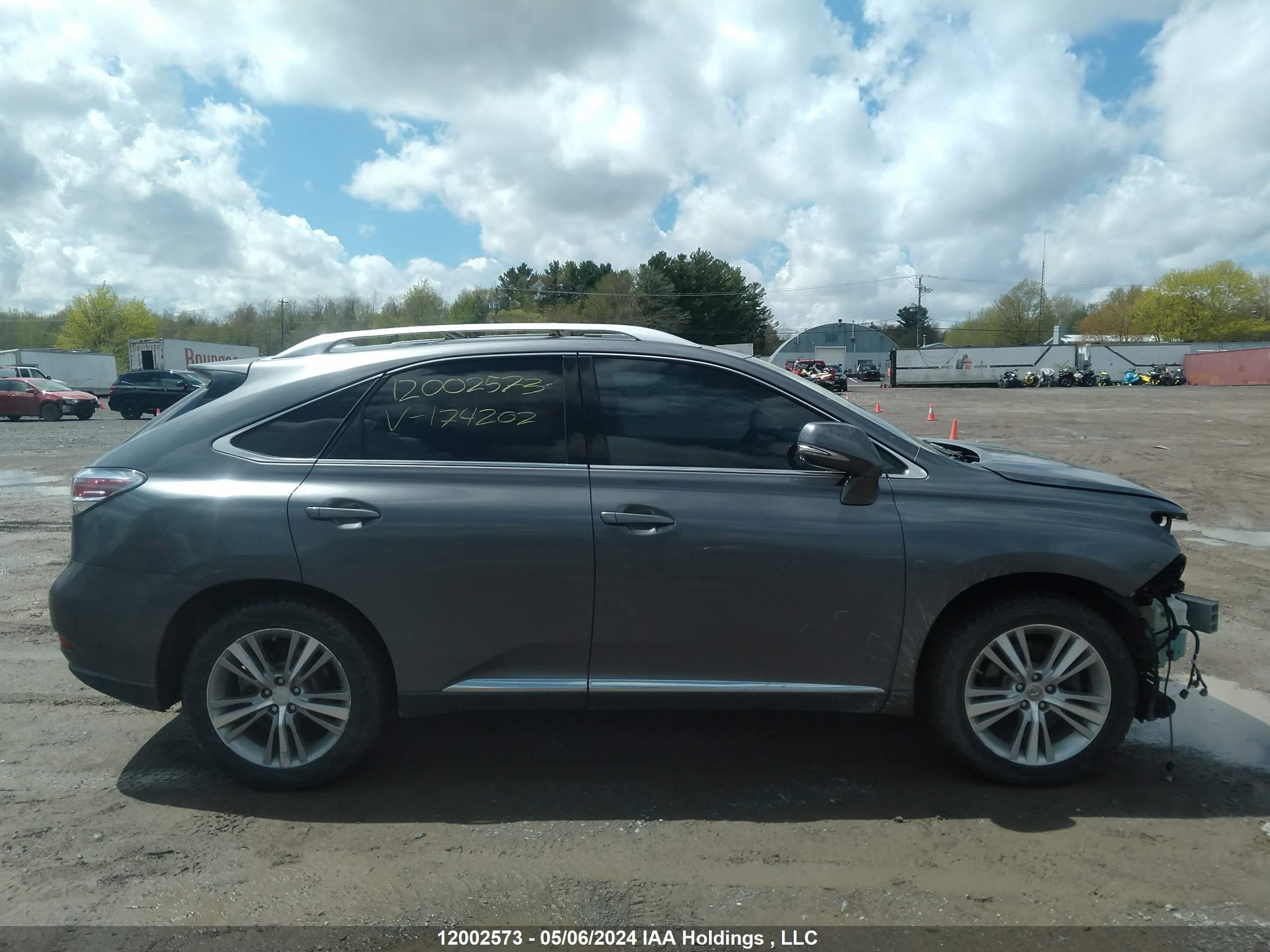 Photo 13 VIN: 2T2ZK1BA3FC174202 - LEXUS RX 