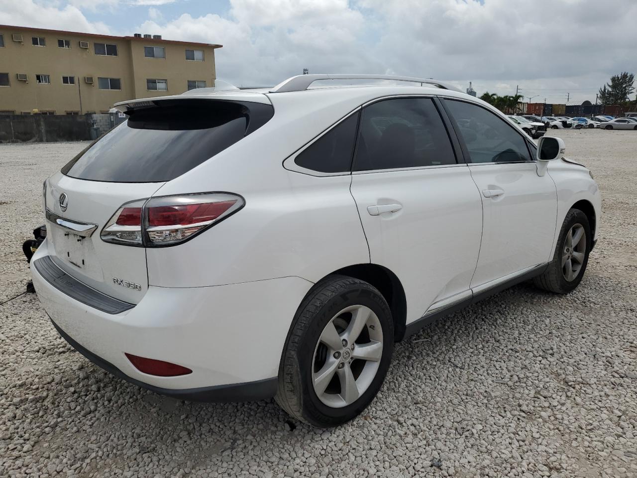 Photo 2 VIN: 2T2ZK1BA3FC186737 - LEXUS RX 