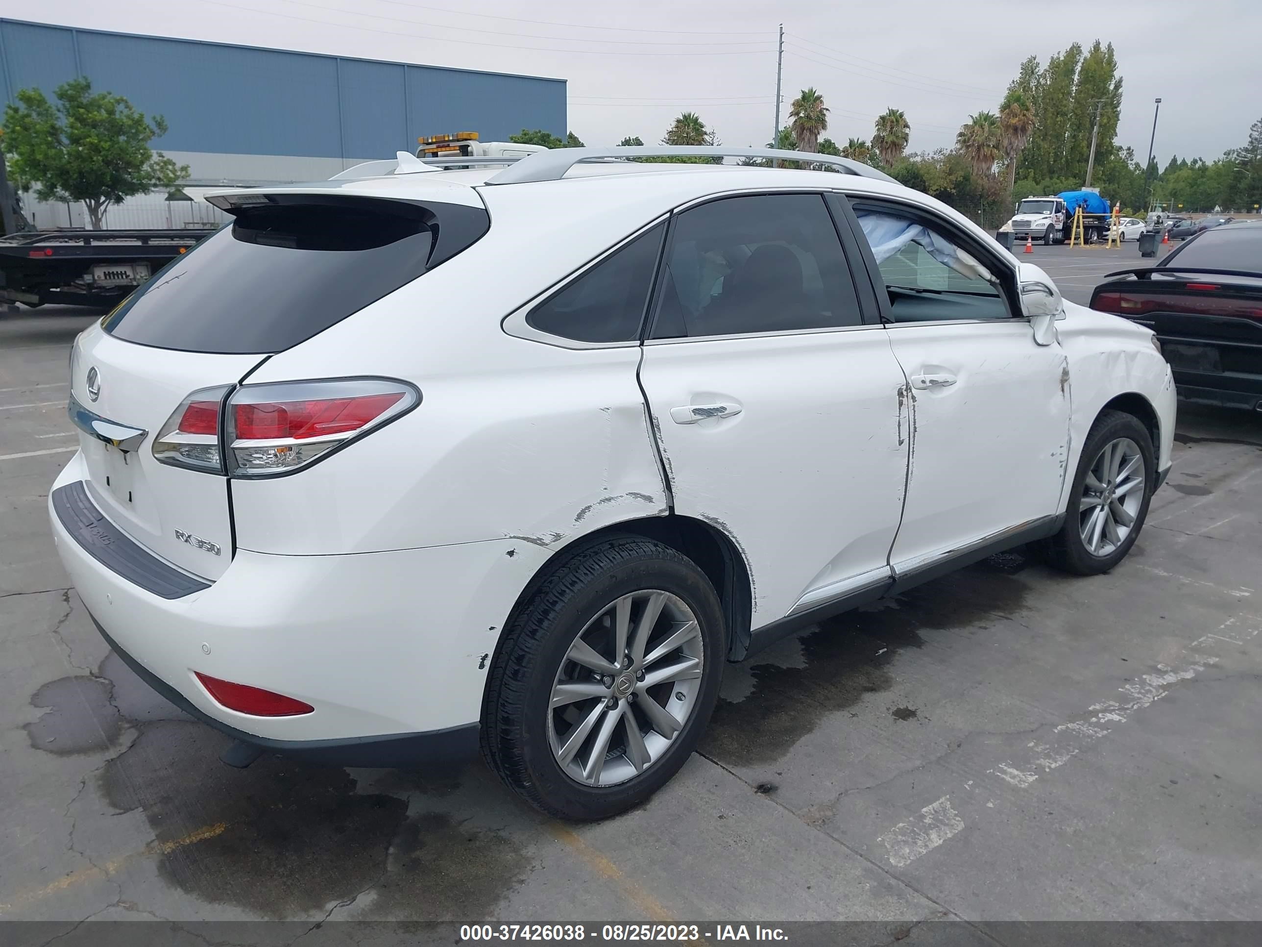 Photo 3 VIN: 2T2ZK1BA4DC117116 - LEXUS RX 