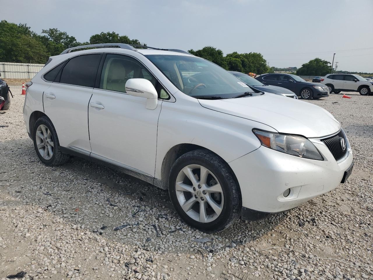 Photo 3 VIN: 2T2ZK1BA5BC047297 - LEXUS RX 