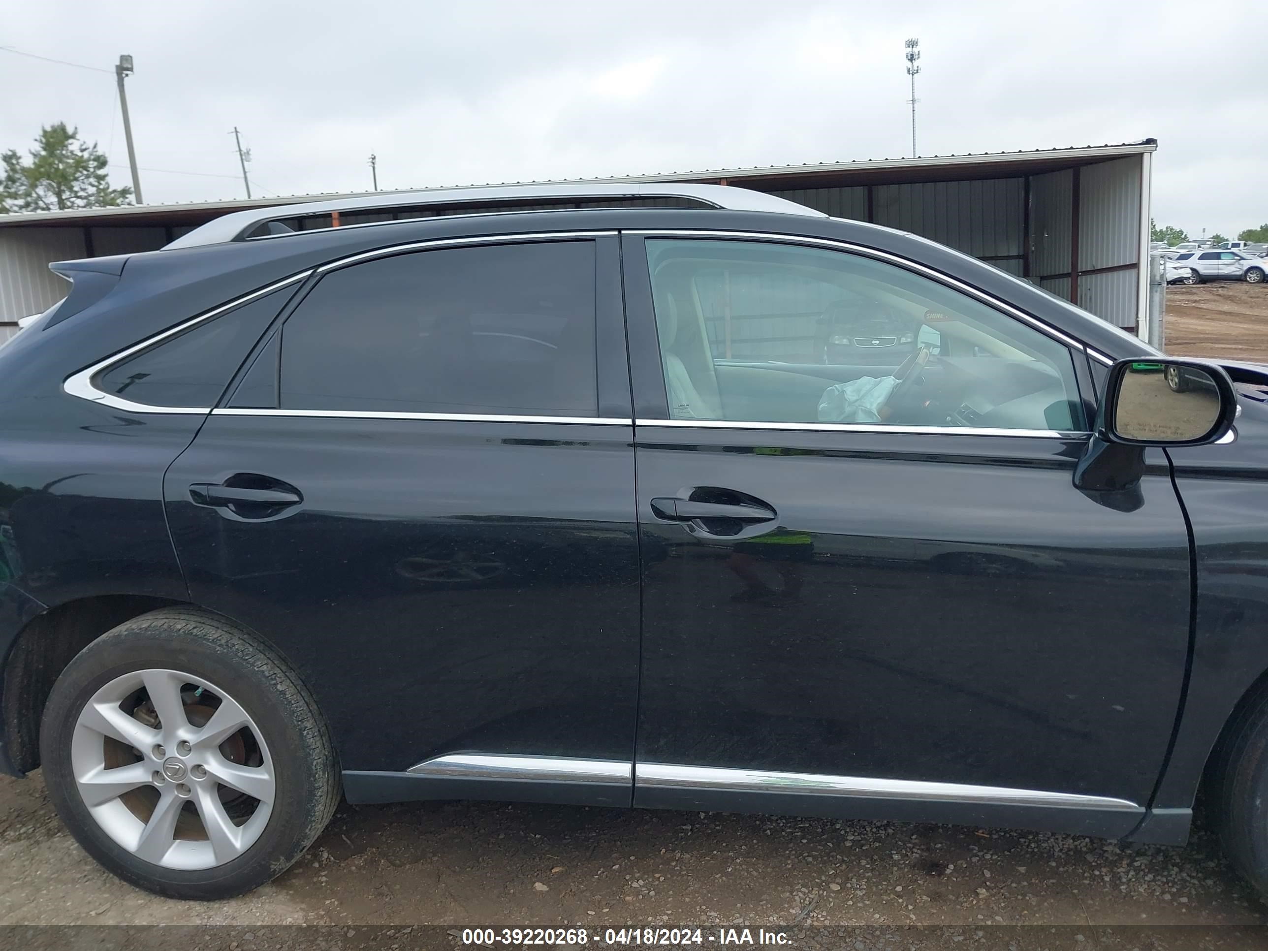 Photo 12 VIN: 2T2ZK1BA5CC082228 - LEXUS RX 