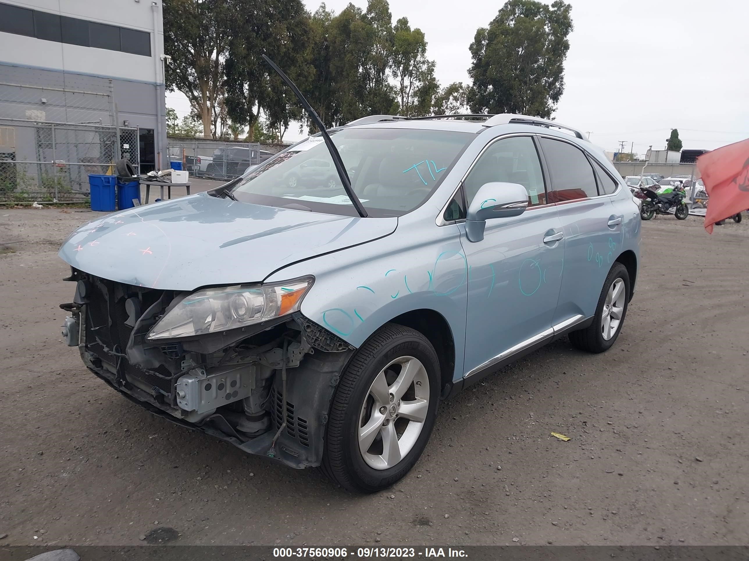 Photo 1 VIN: 2T2ZK1BA6AC017692 - LEXUS RX 