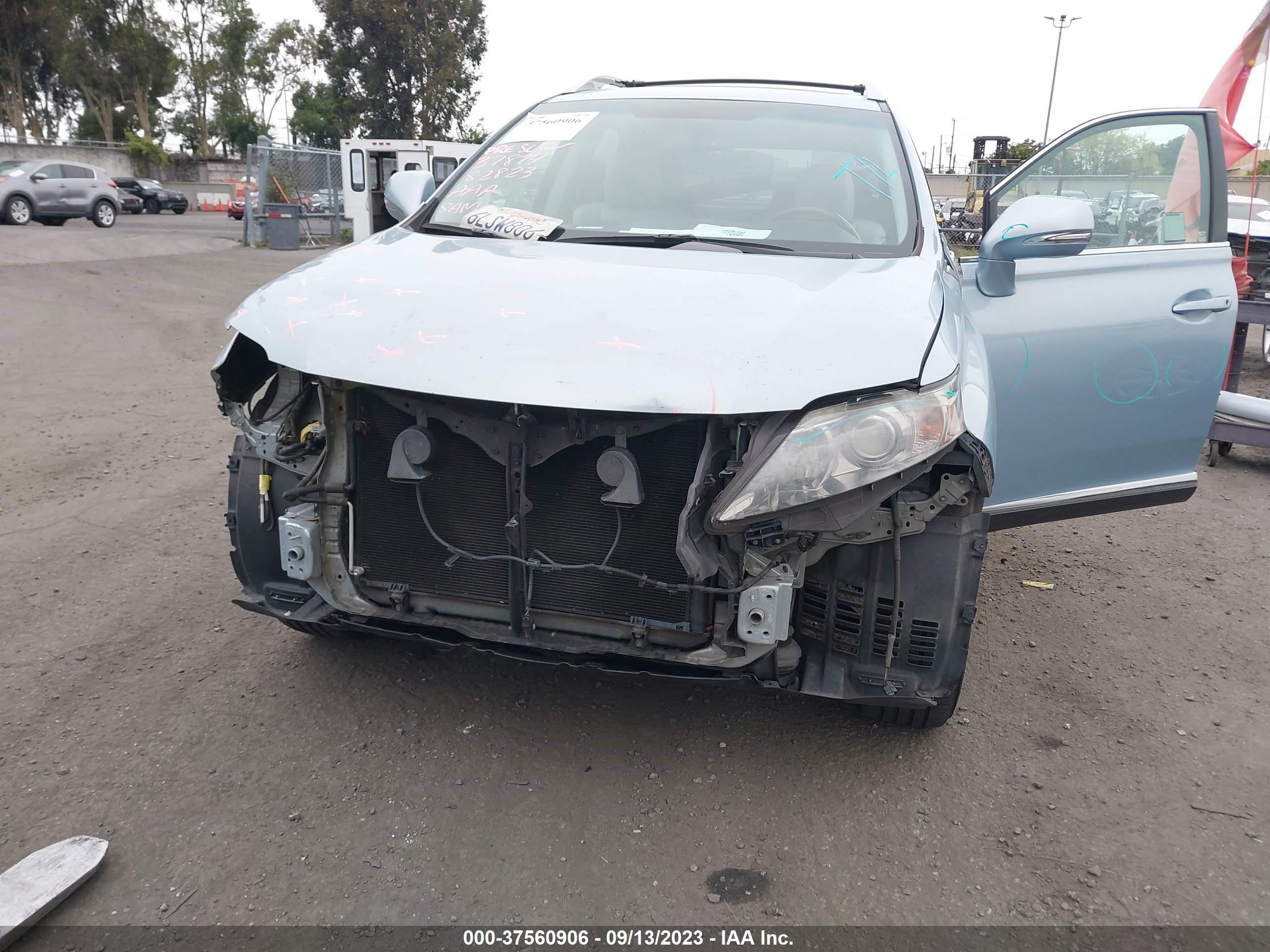 Photo 5 VIN: 2T2ZK1BA6AC017692 - LEXUS RX 