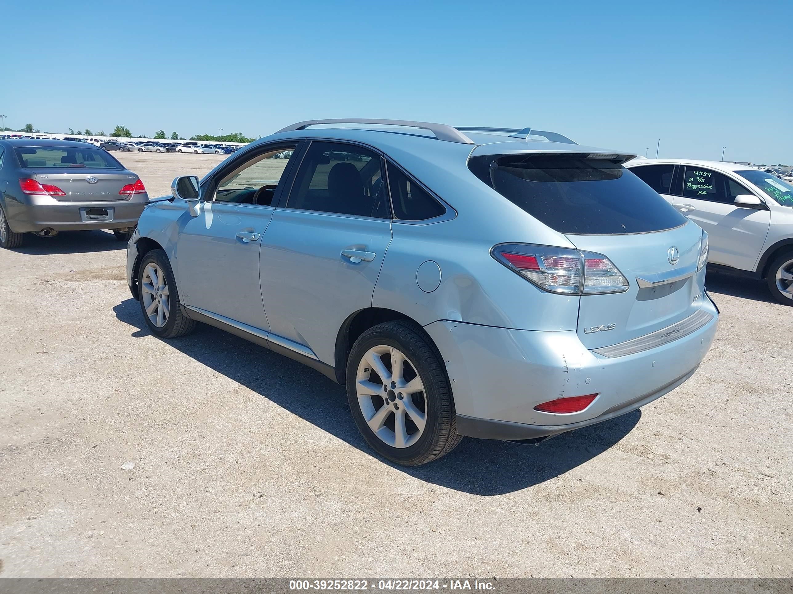 Photo 2 VIN: 2T2ZK1BA6AC030104 - LEXUS RX 