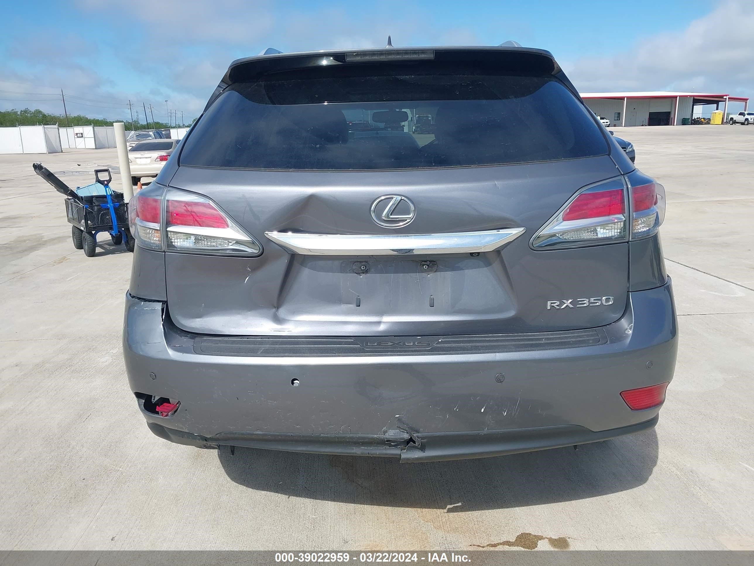 Photo 15 VIN: 2T2ZK1BA6DC092333 - LEXUS RX 