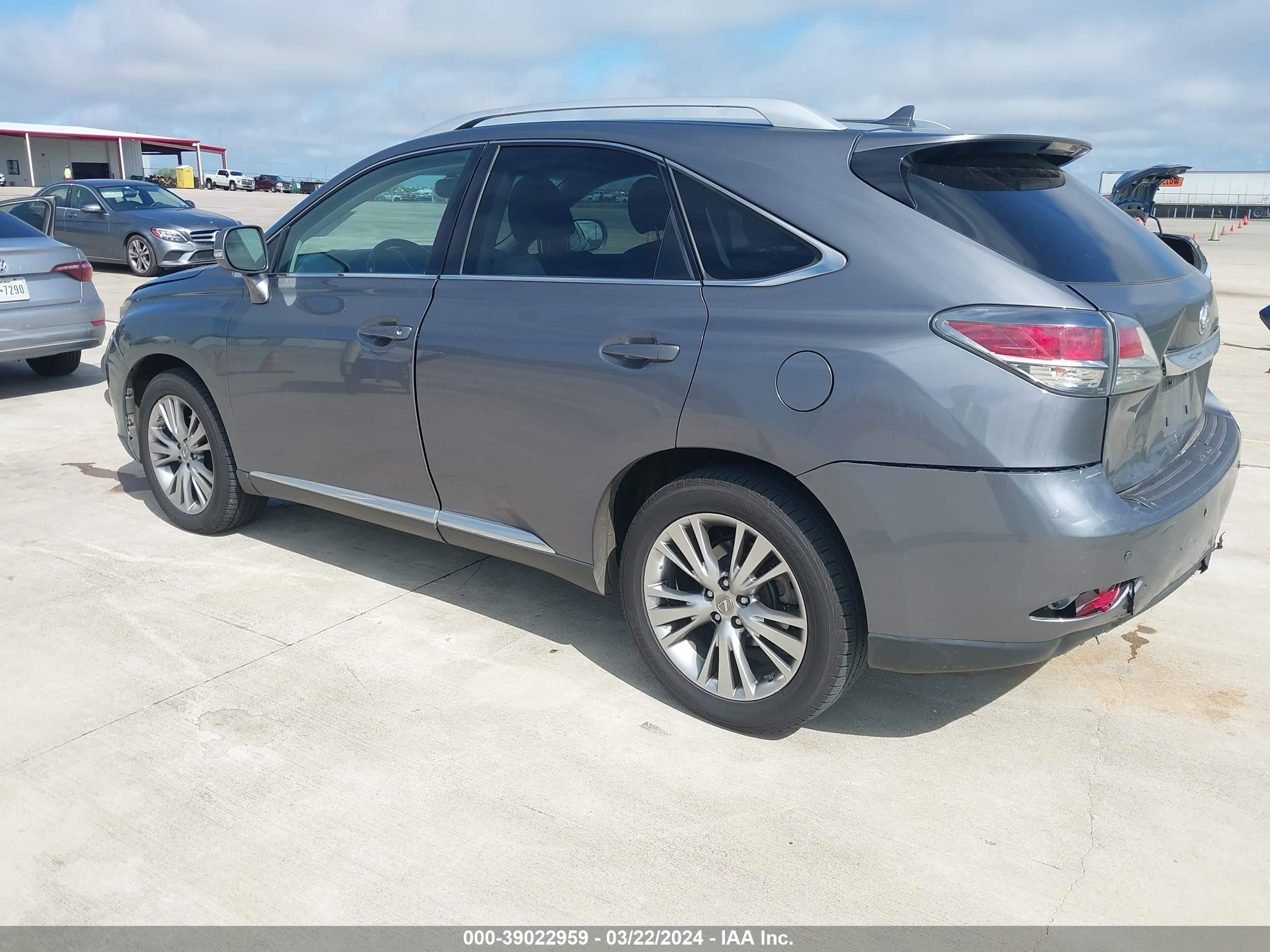 Photo 2 VIN: 2T2ZK1BA6DC092333 - LEXUS RX 